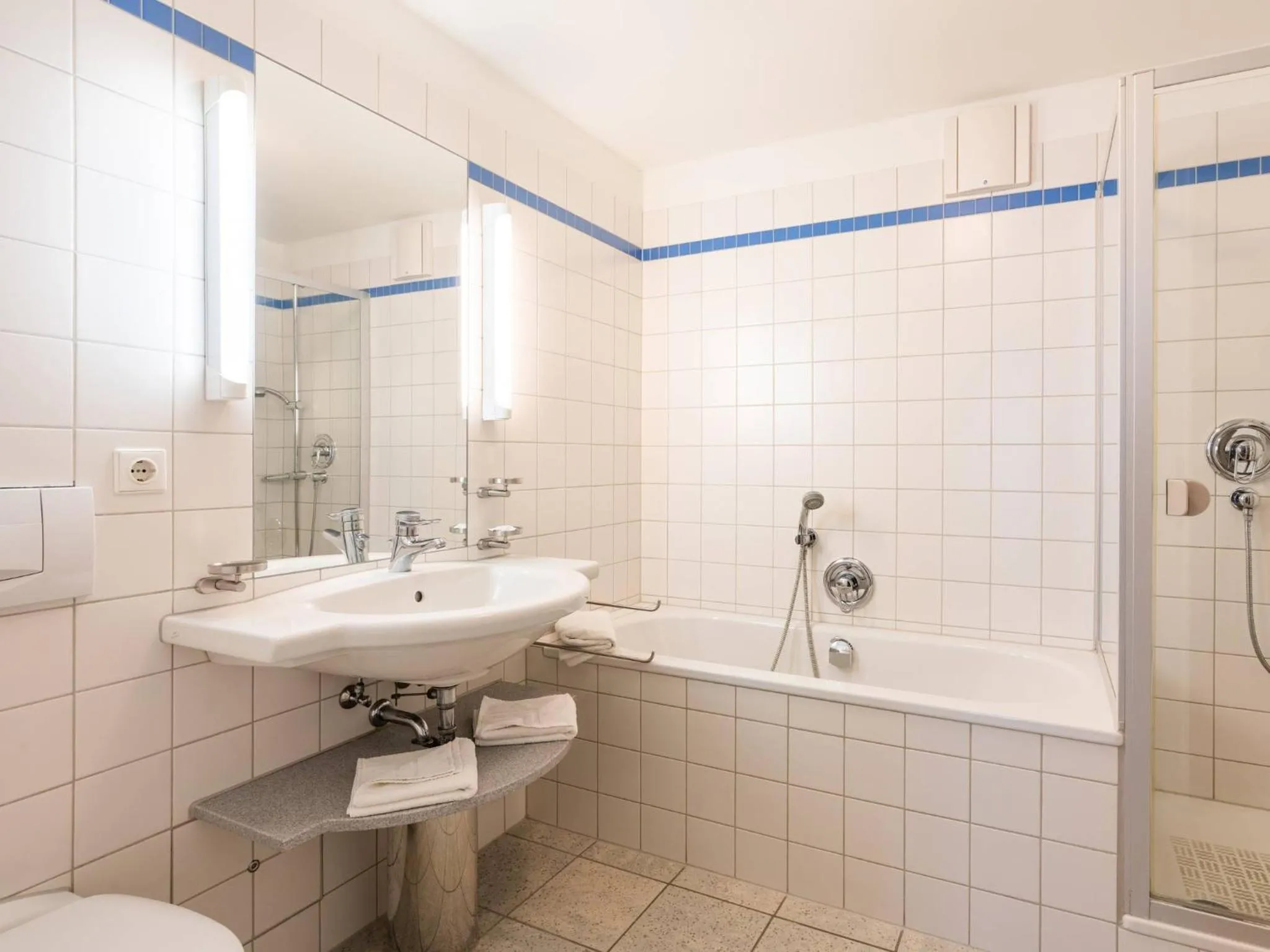 Bathroom in Kaiservillen Heringsdorf - Ferienwohnung mit 1 Schlafzimmer und Balkon D122