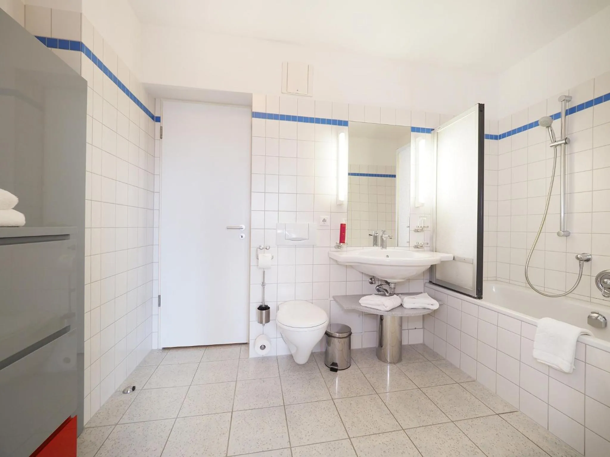 Bathroom in Kaiservillen Heringsdorf - Ferienwohnung mit 1 Schlafzimmer und Balkon D134