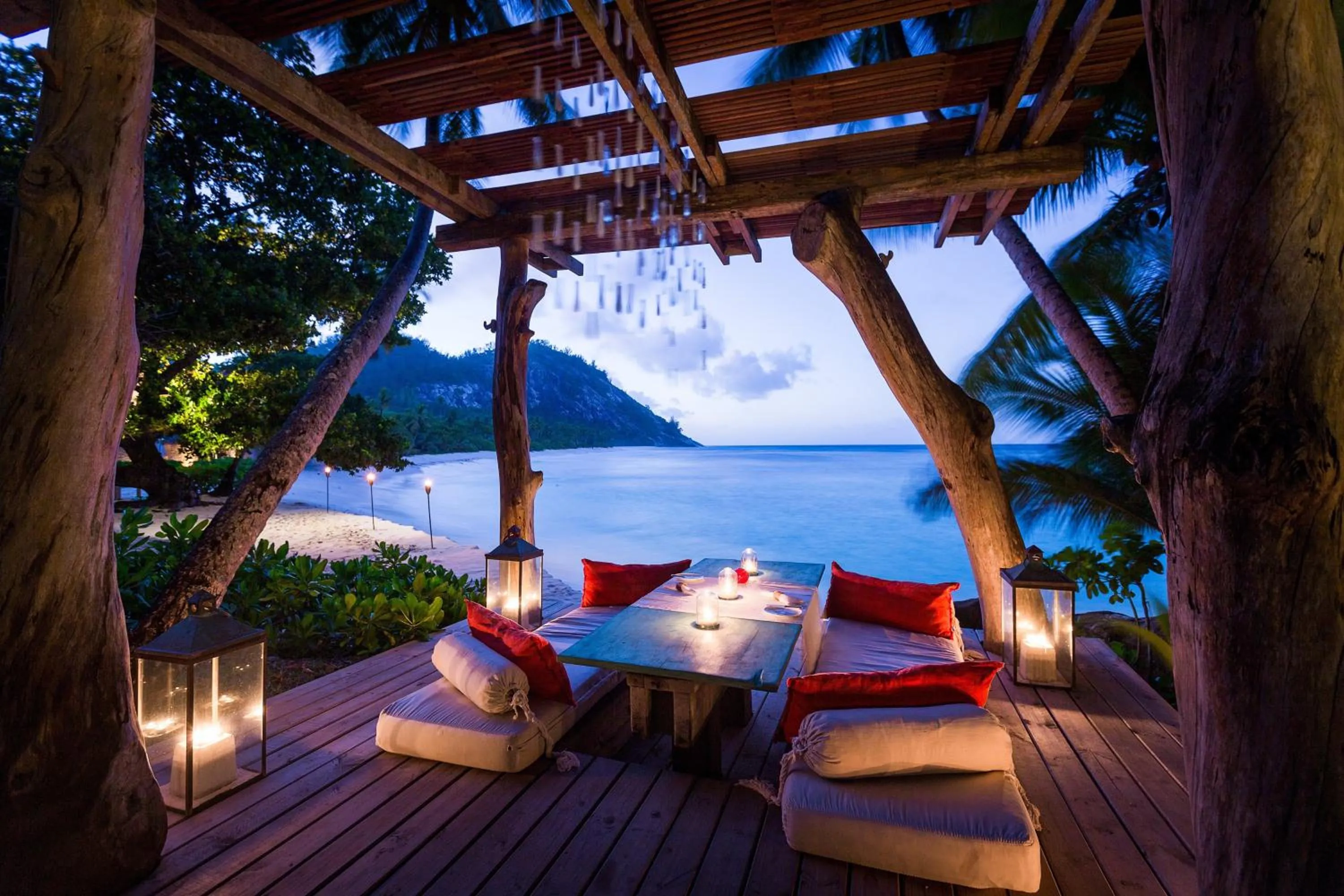 Restaurant/places to eat in North Island, a Luxury Collection Resort, Seychelles