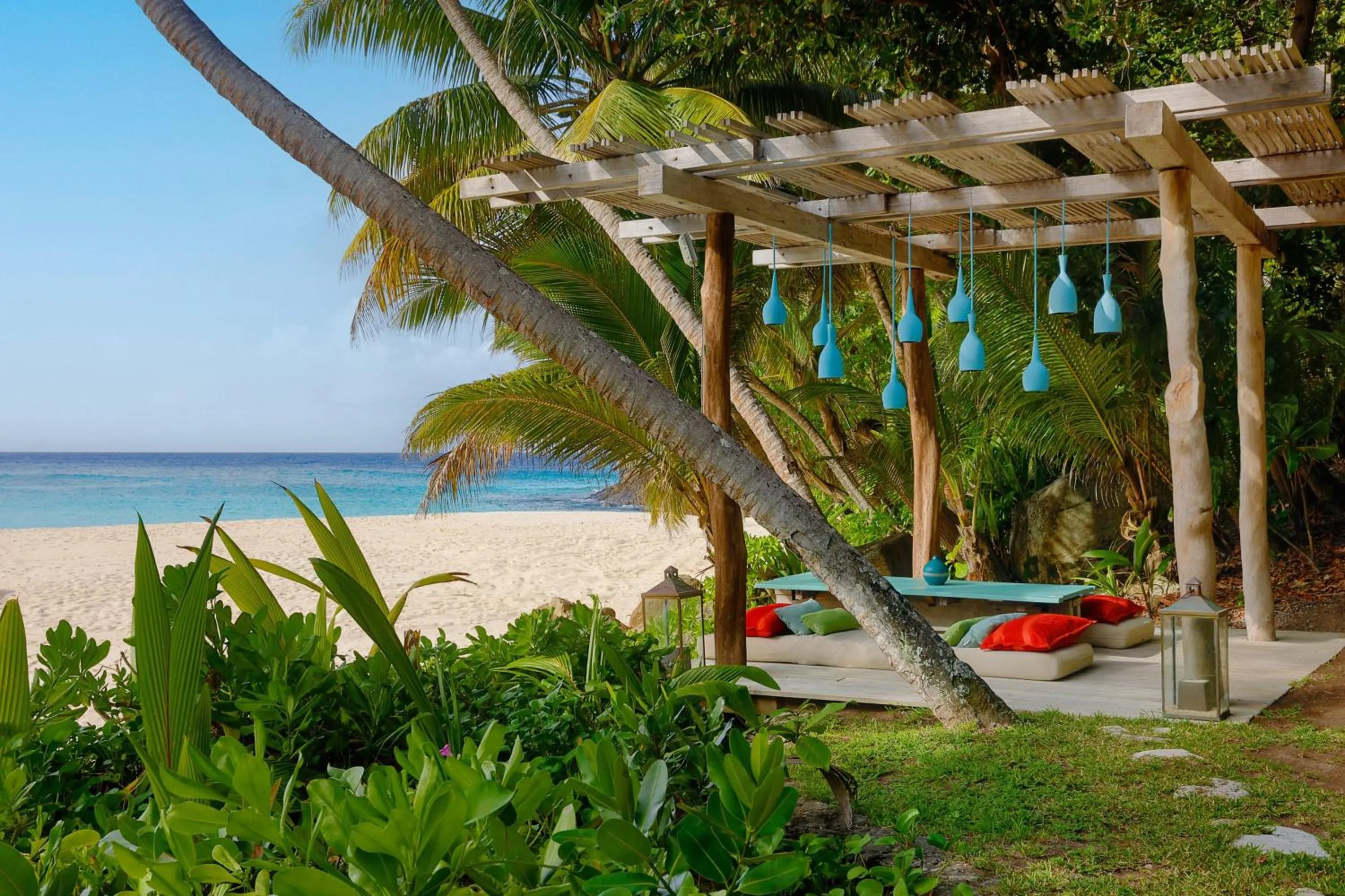 Restaurant/places to eat in North Island, a Luxury Collection Resort, Seychelles