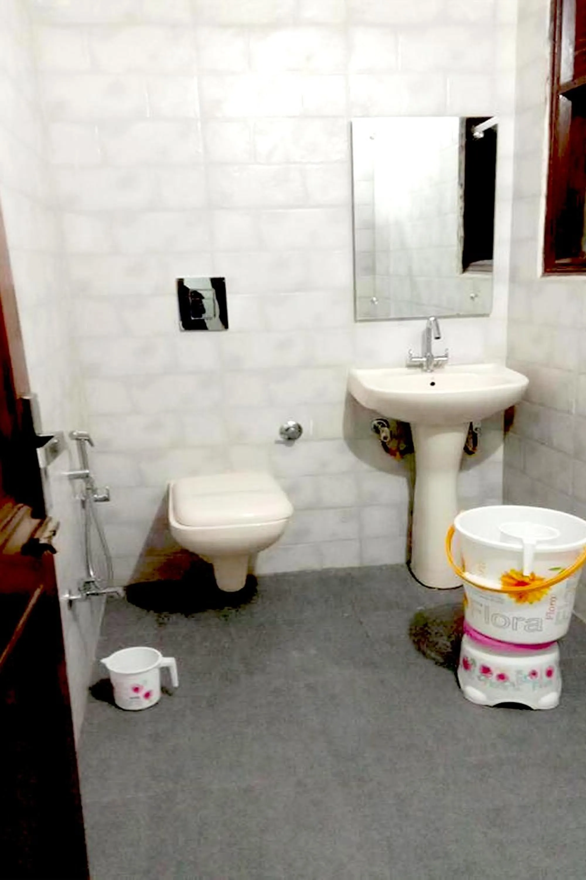 Bathroom in Hotel Crystal Deluxe at New Delhi Railway Station