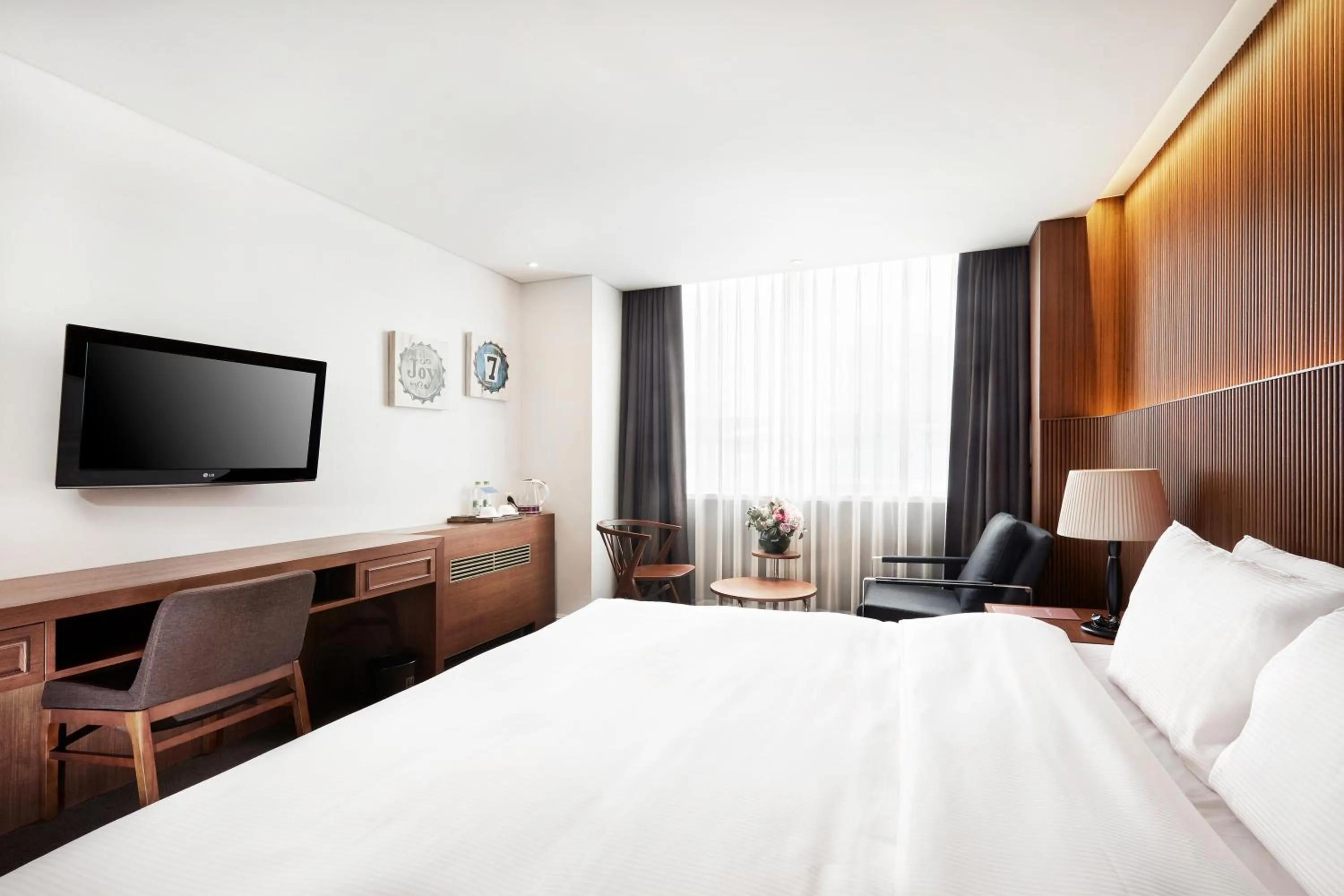 Bed in Hotel President