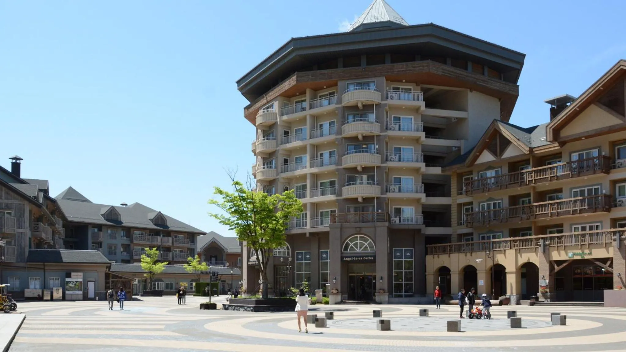 Property building in Holiday Inn & Suites Alpensia Pyeongchang Suites by IHG