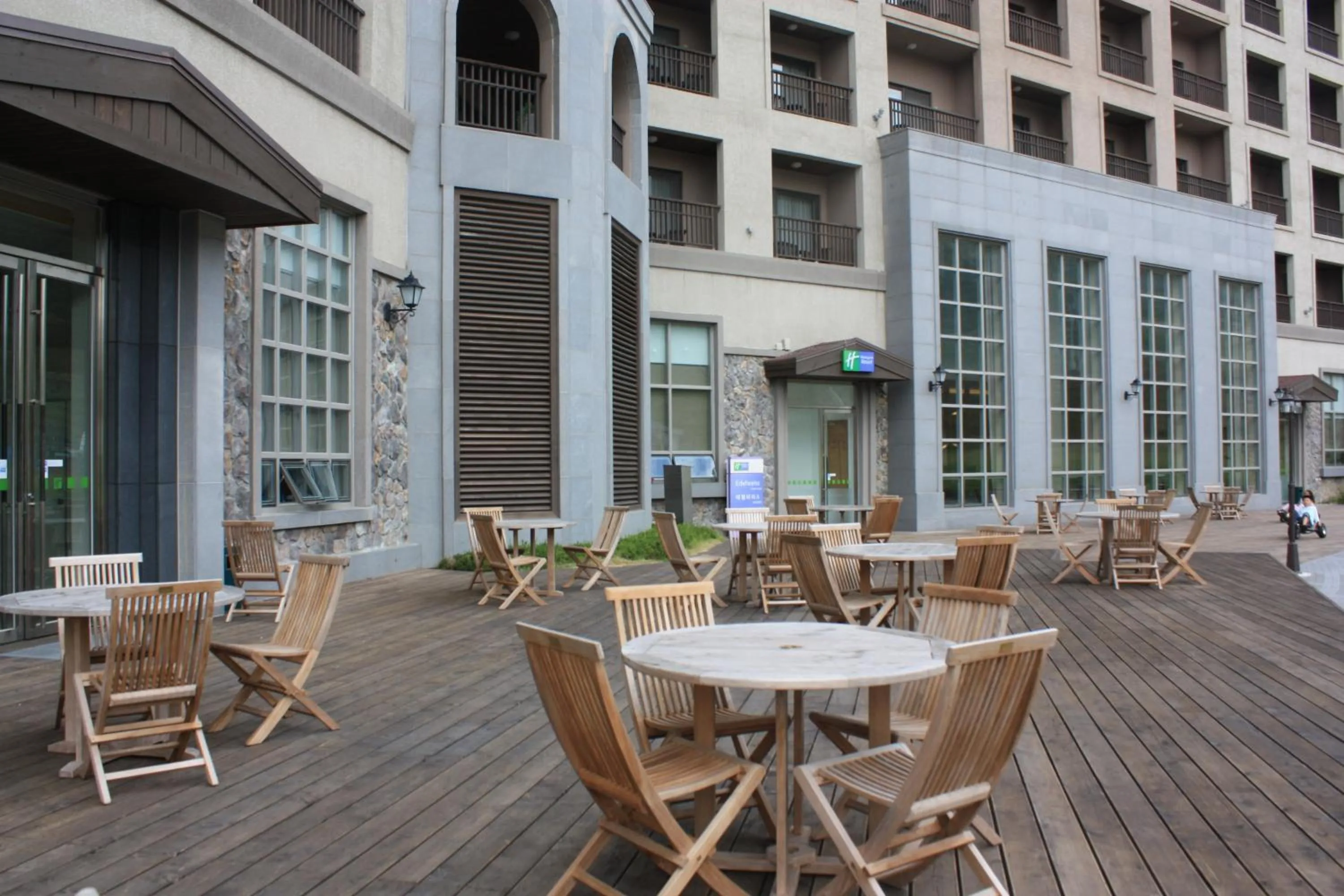 Restaurant/places to eat in Holiday Inn & Suites Alpensia Pyeongchang Suites by IHG