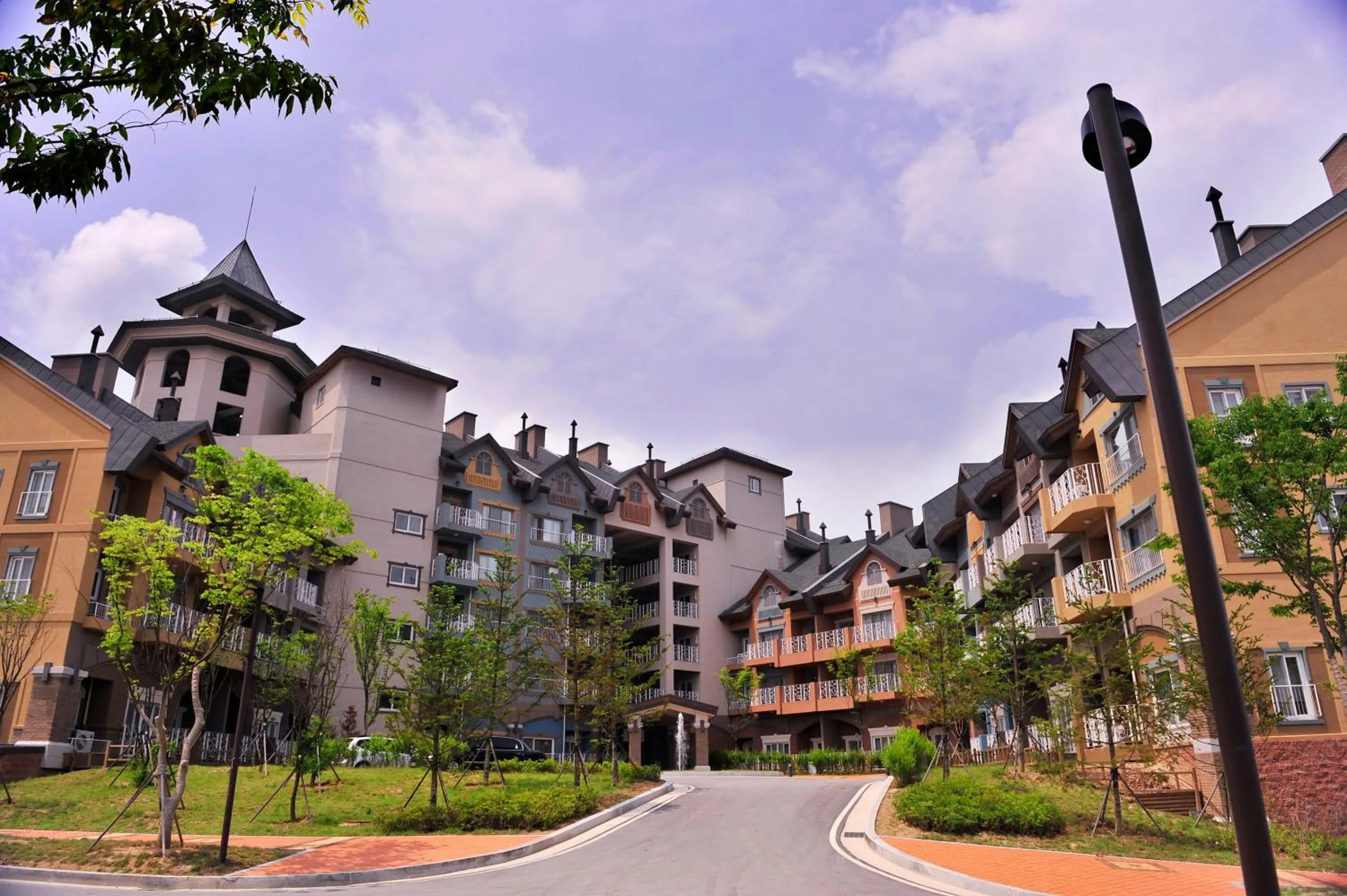 Property building in Holiday Inn & Suites Alpensia Pyeongchang Suites by IHG