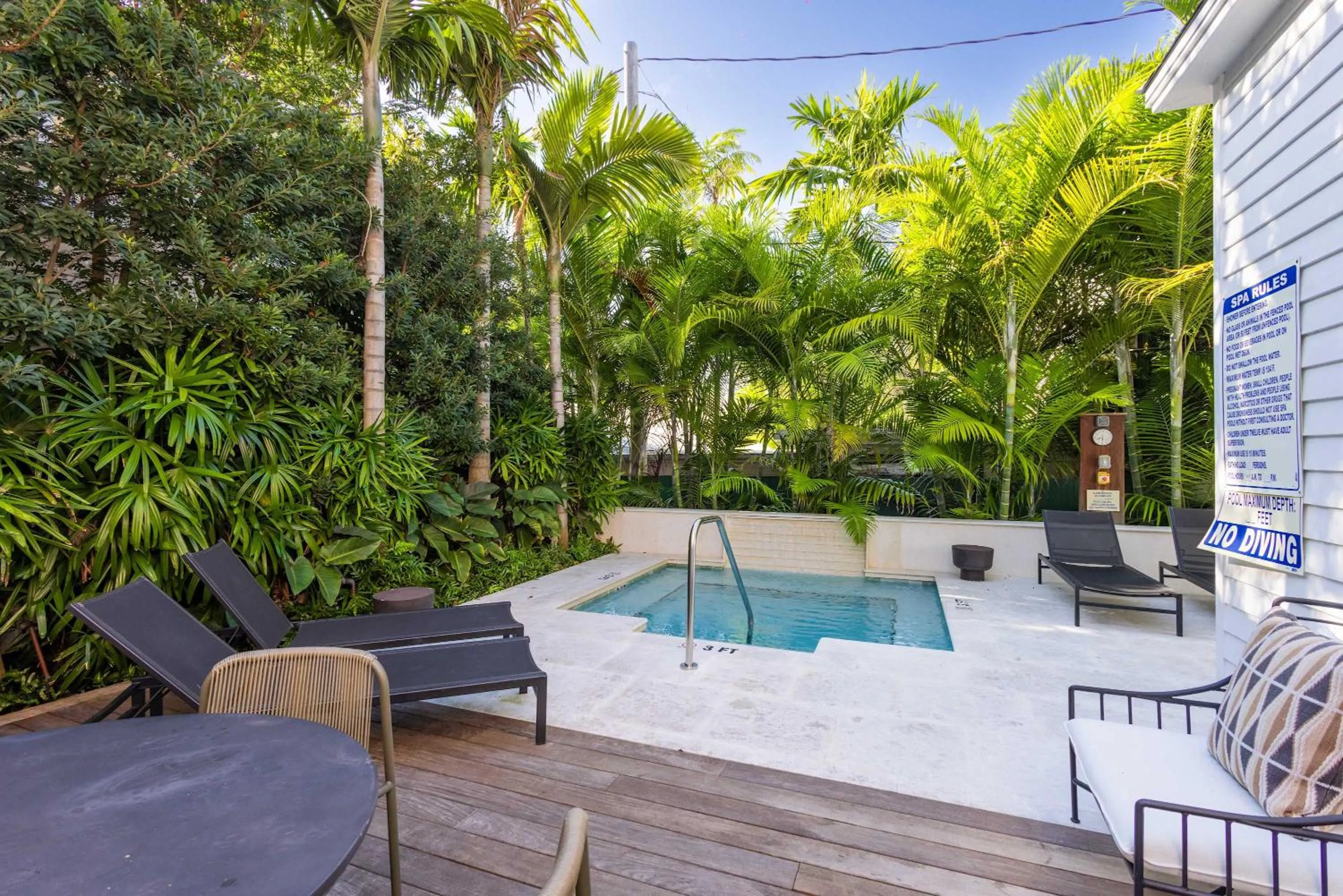 Bunk Room at the Grand Maloney