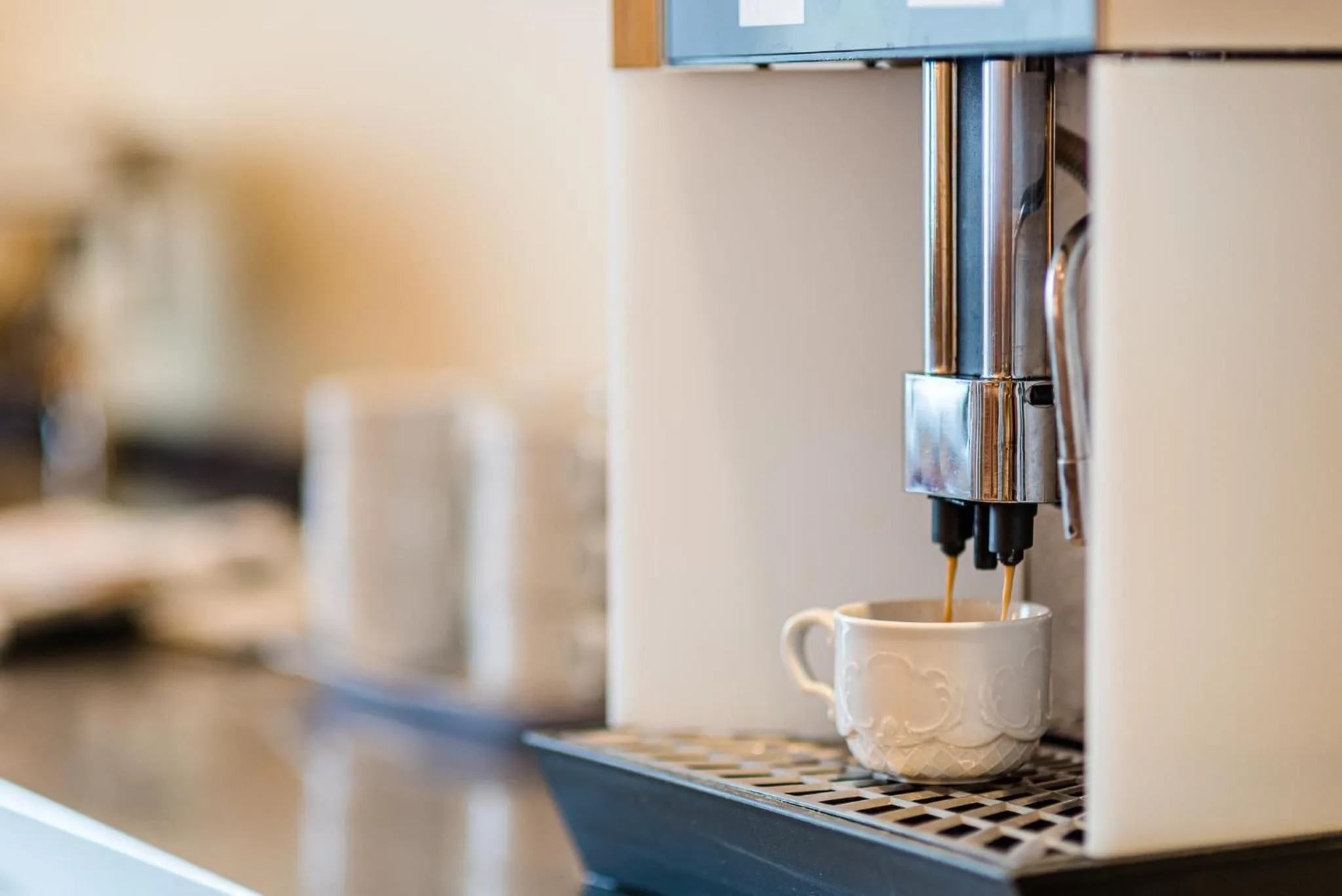 Buffet breakfast in Lohmann's Kapeller Hof