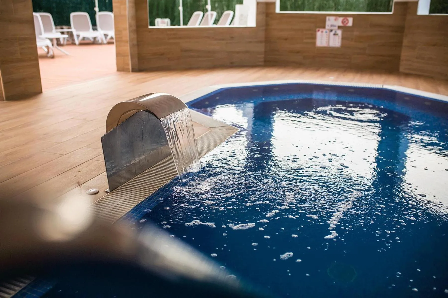 Swimming pool in Servatur Waikiki