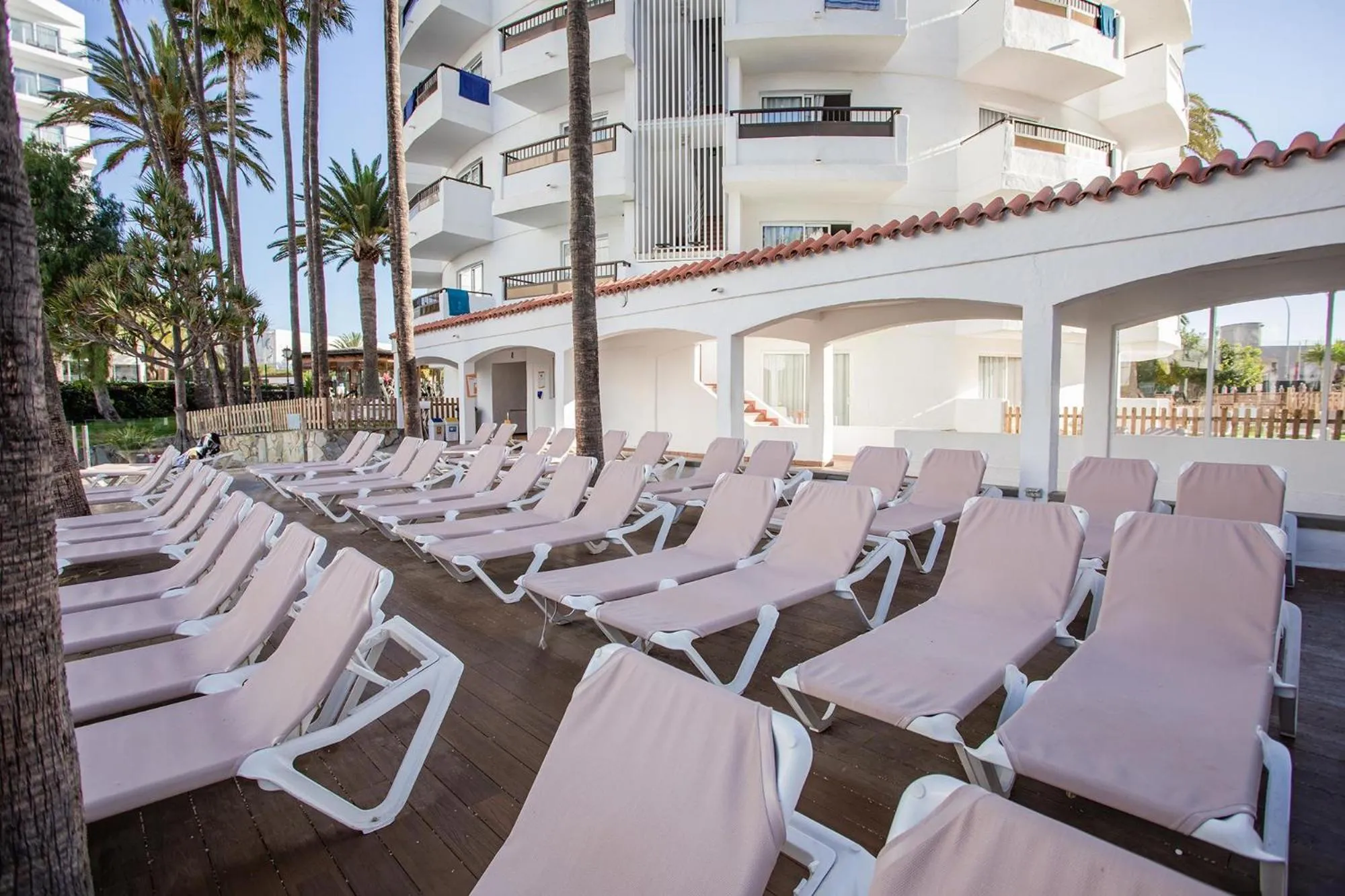 Balcony/Terrace in Servatur Waikiki