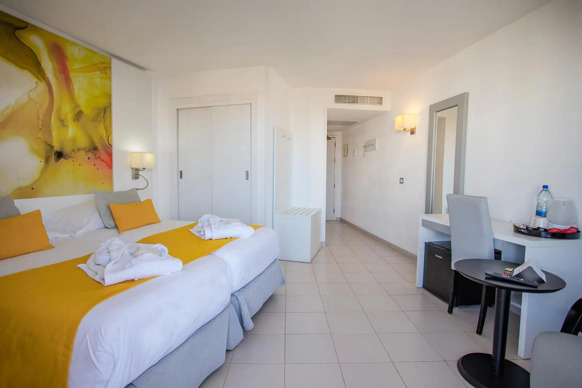 Superior Double Room with Balcony(1 Adult) in Servatur Waikiki