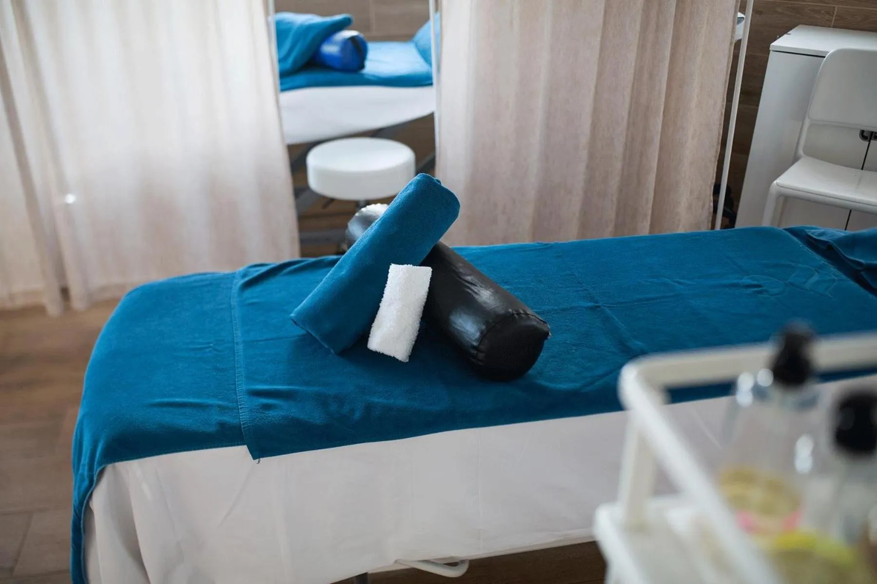 Spa and wellness centre/facilities, Bed in Servatur Waikiki