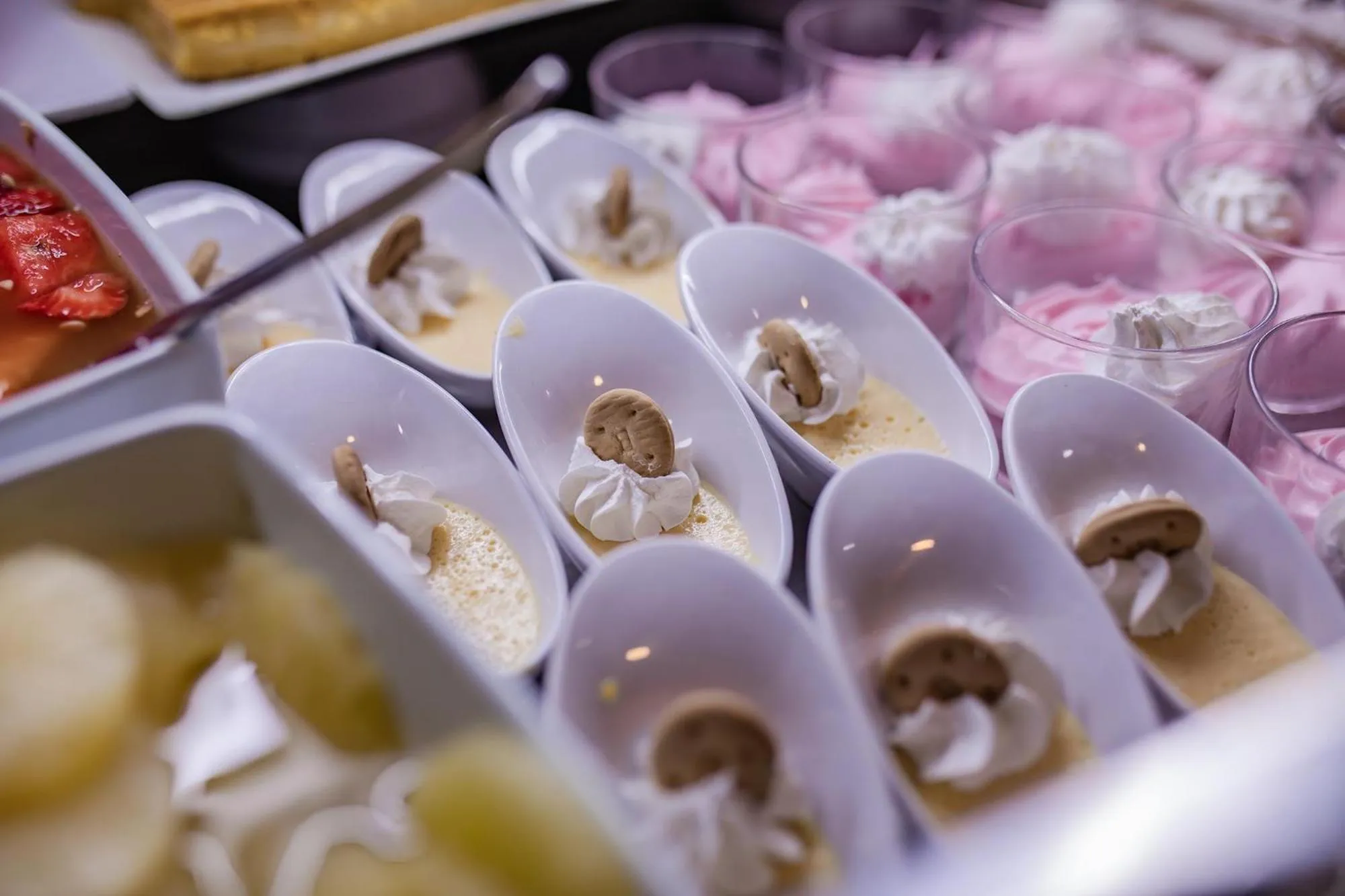 Restaurant/places to eat in Servatur Waikiki