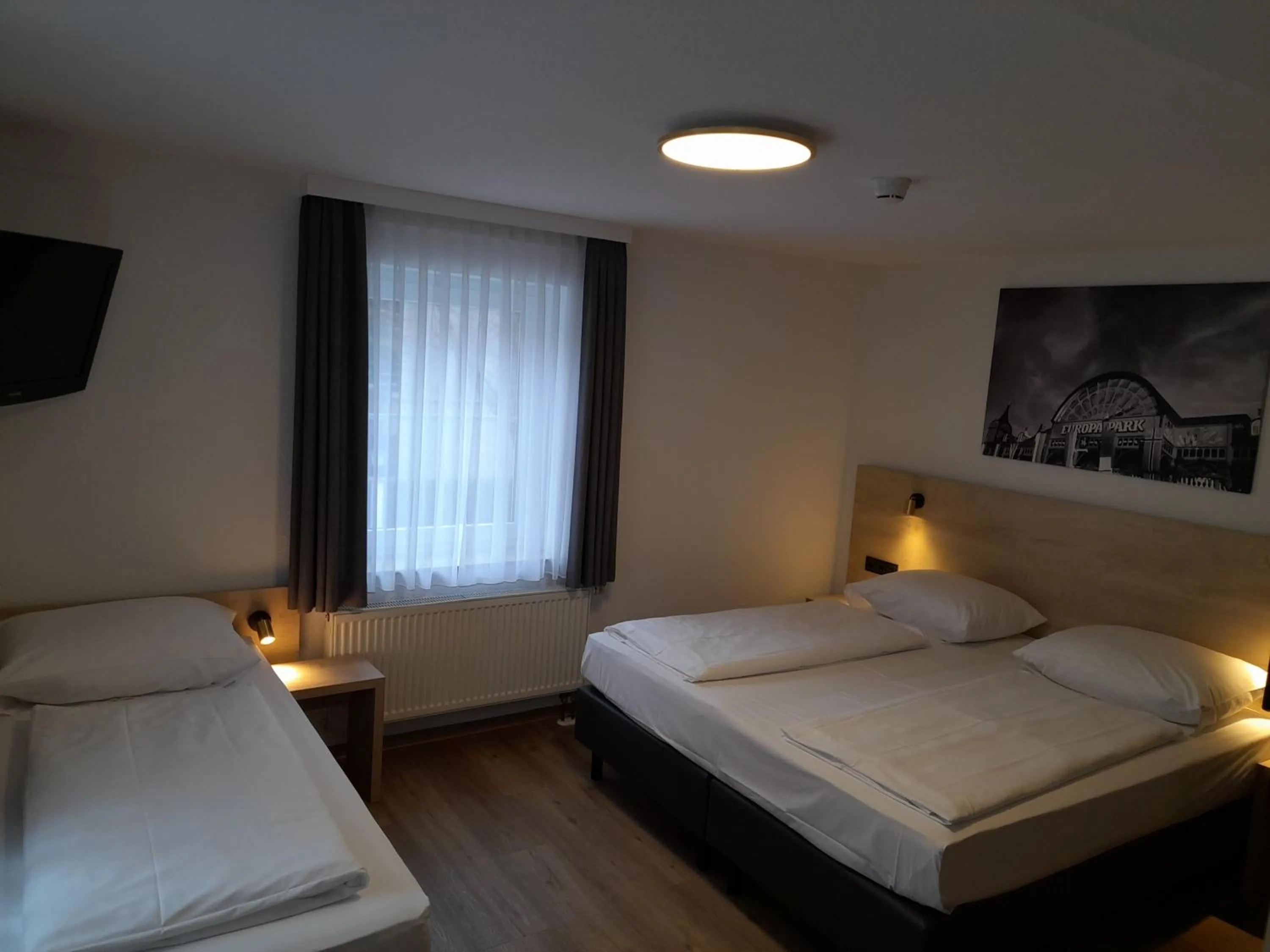 Photo of the whole room, Bed in Hotel am Park