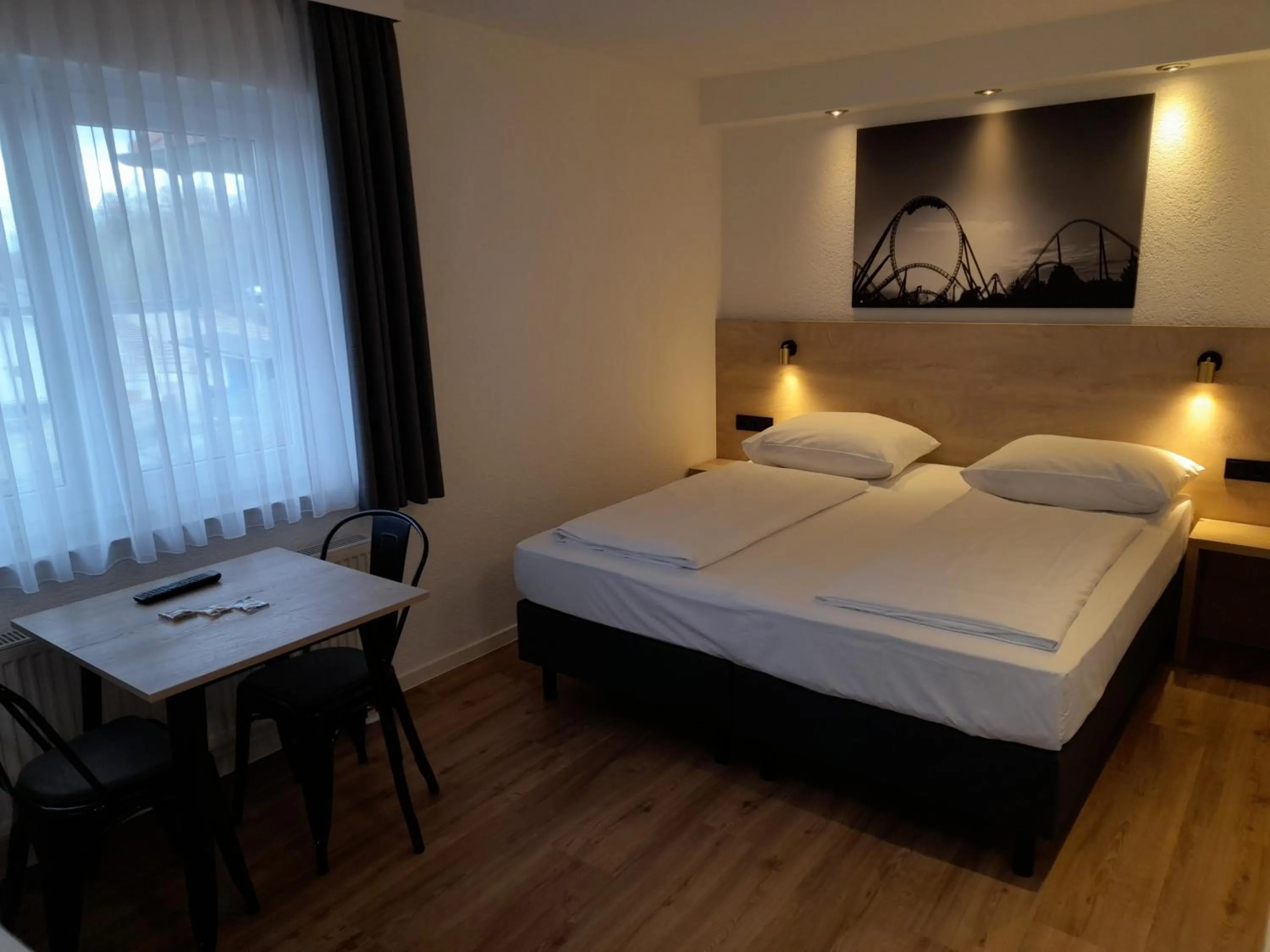 Photo of the whole room, Bed in Hotel am Park