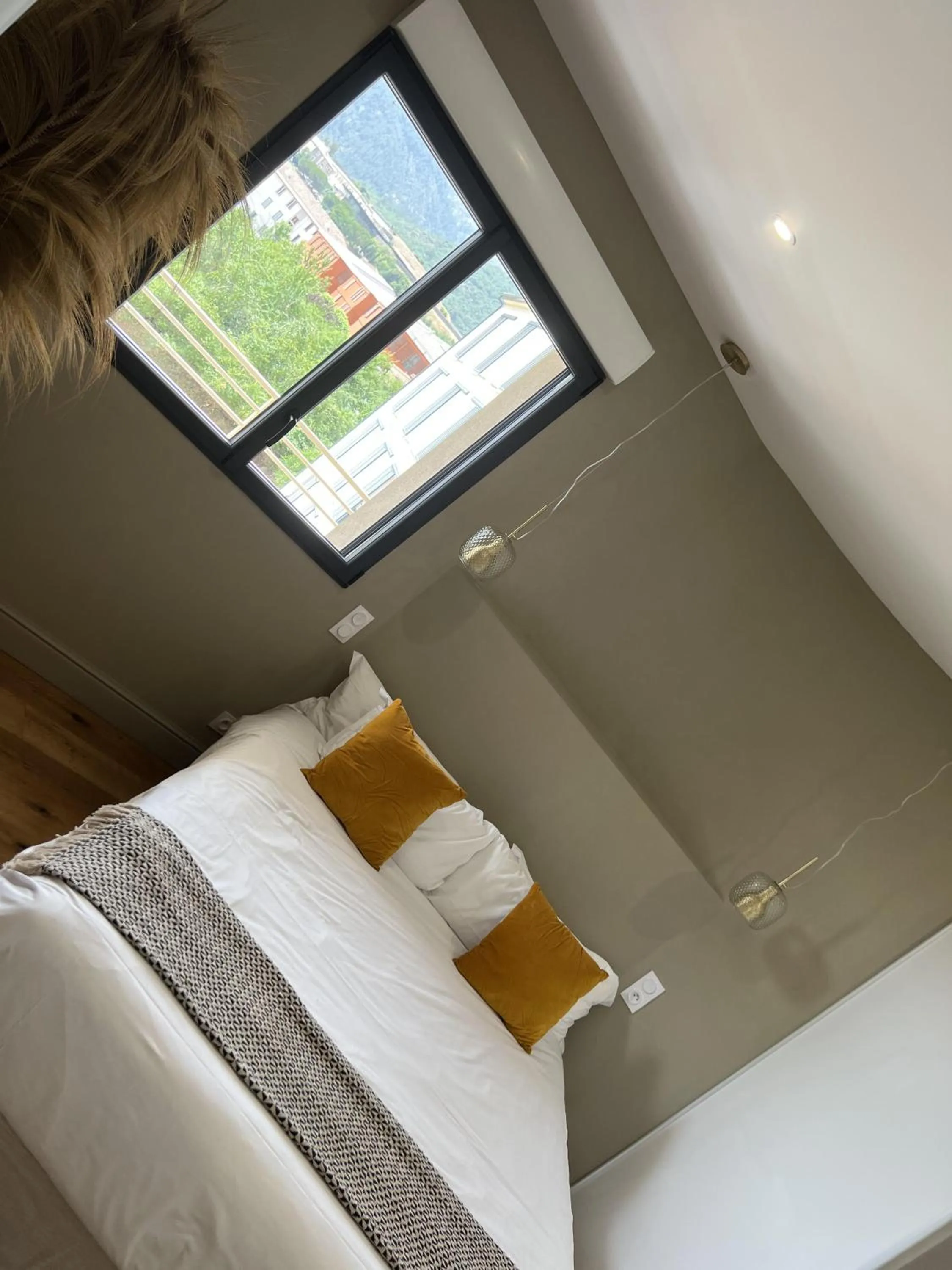 Bedroom, Bed in Appartements de Standing - Panate