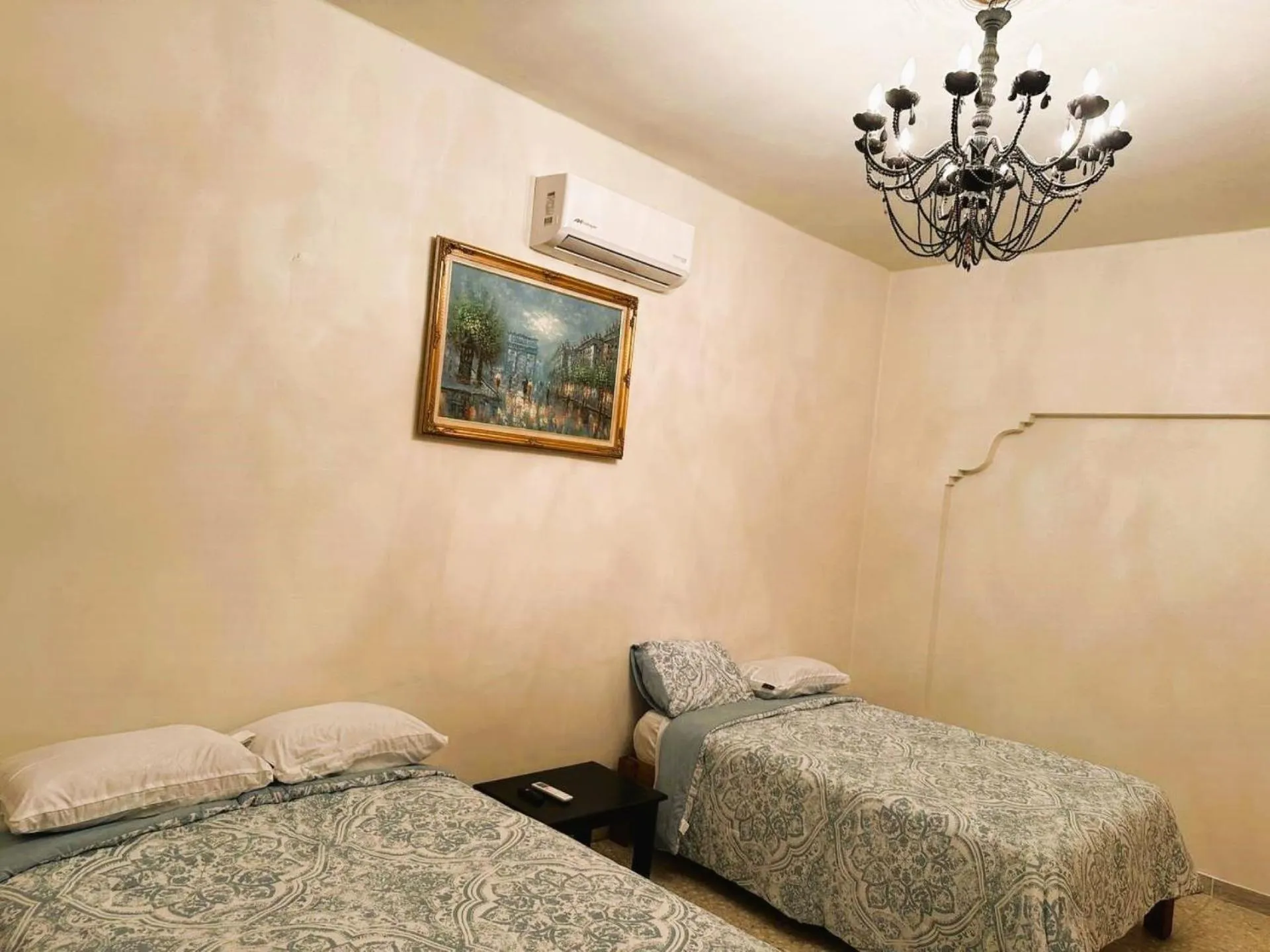 Bed in My Family In Monterrey - Hostel