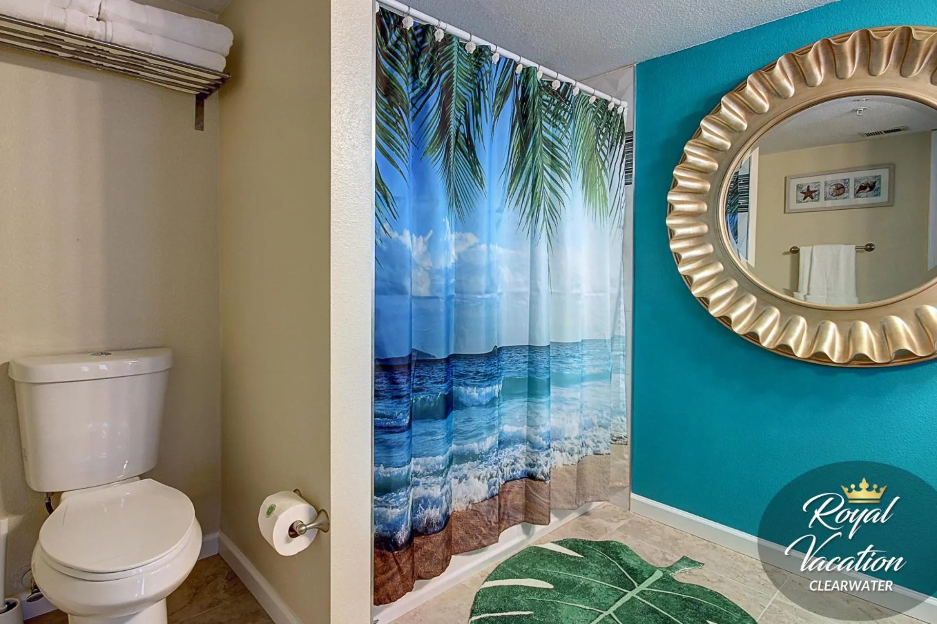 Bathroom in Royal Tropical at Avalon Clearwater - Pool & Free Parking - 10 Min Drive to Clearwater Beach