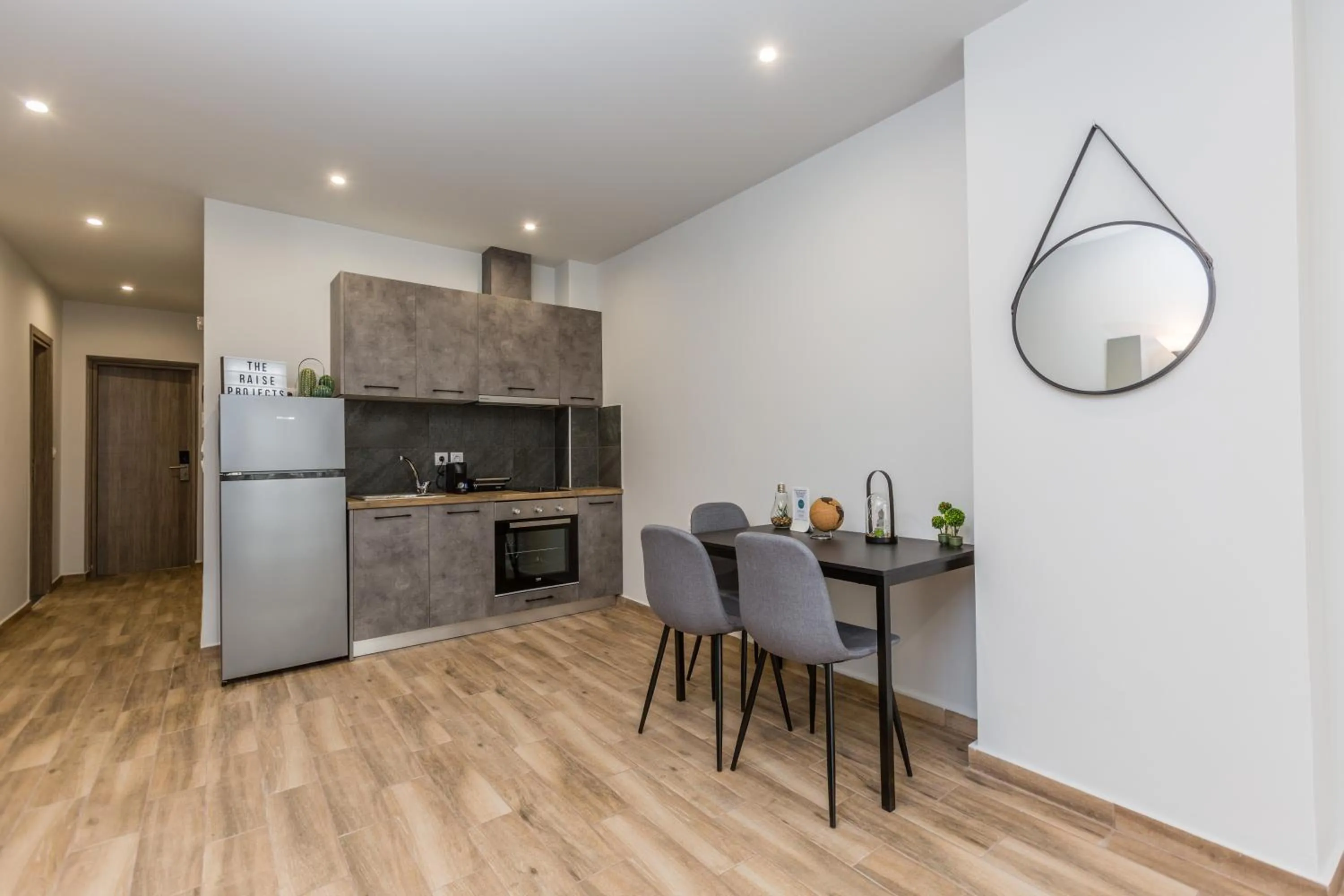 Kitchen or kitchenette in Raise Athens Metro Apartments