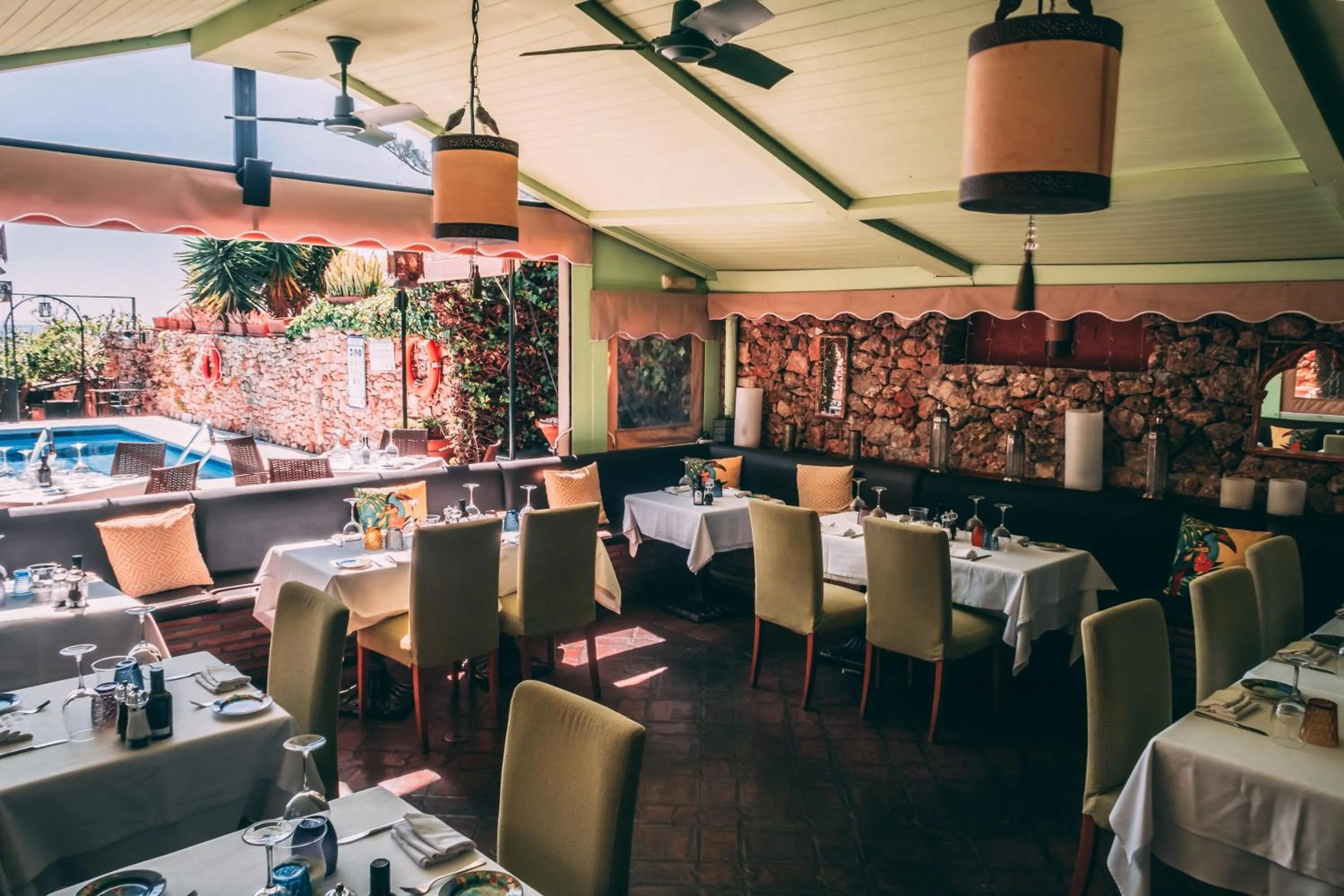 Breakfast in Hotel Carabeo