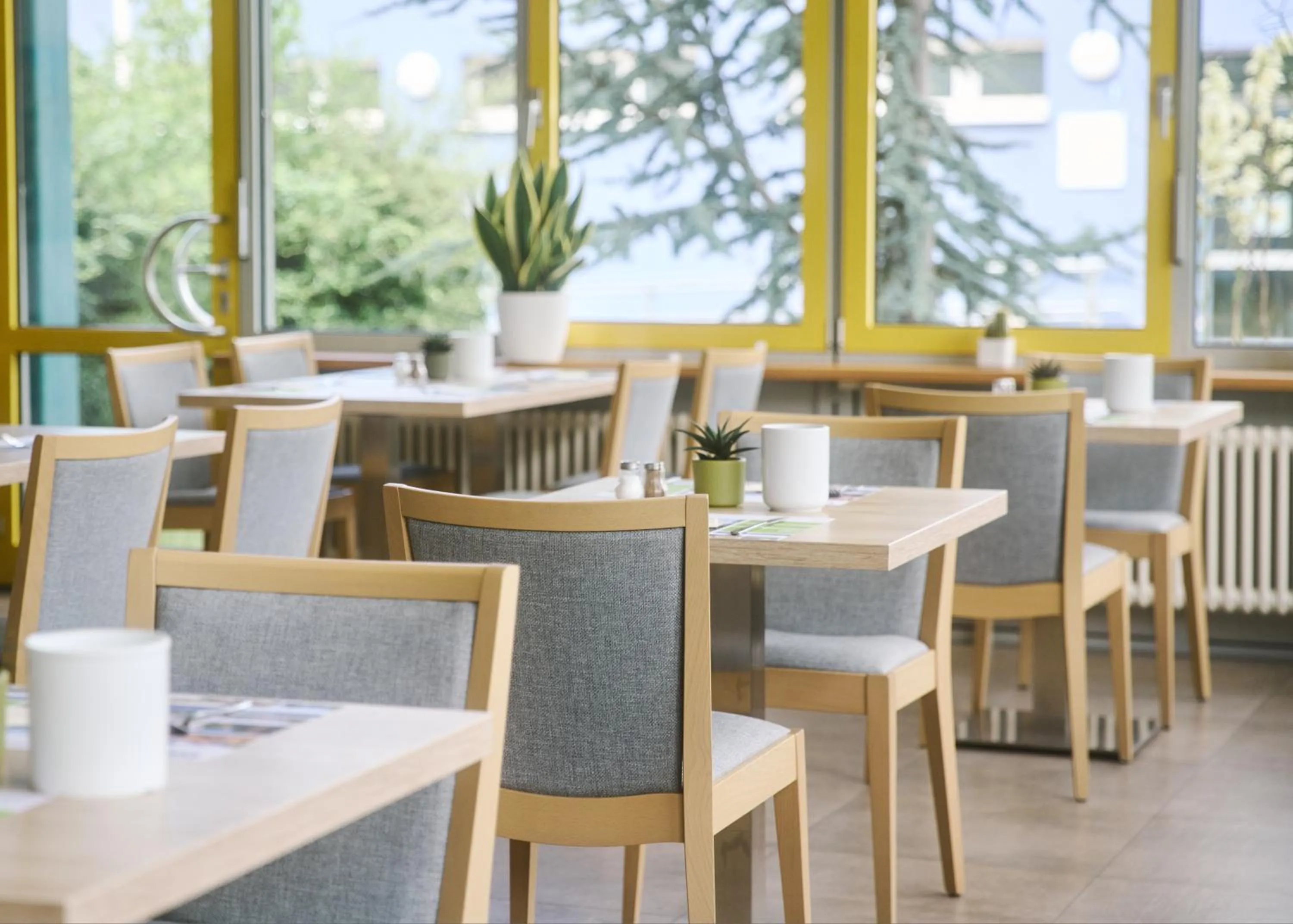 Restaurant/places to eat in Akademiehotel Jena