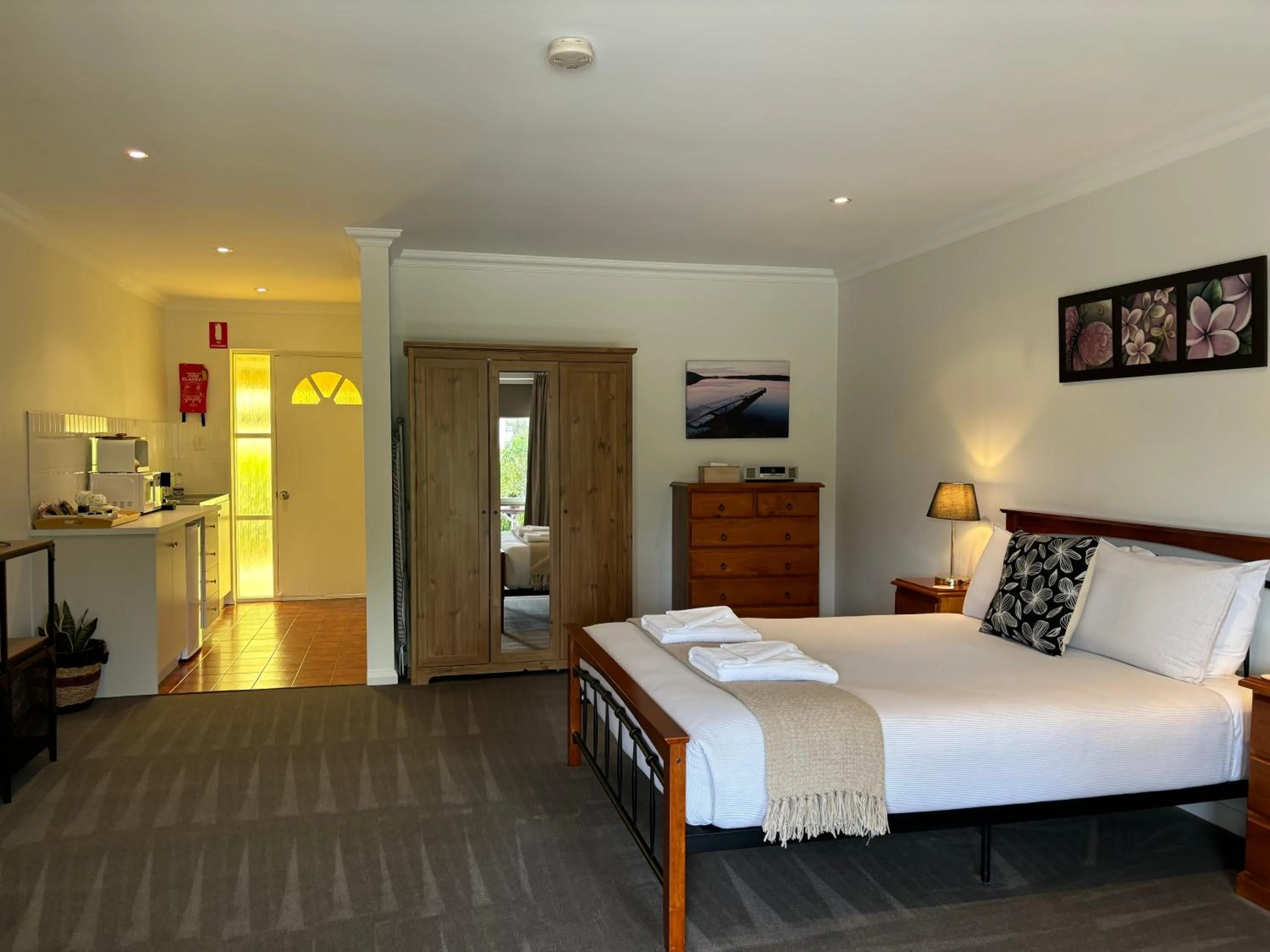 Bed in 1839 Cottages