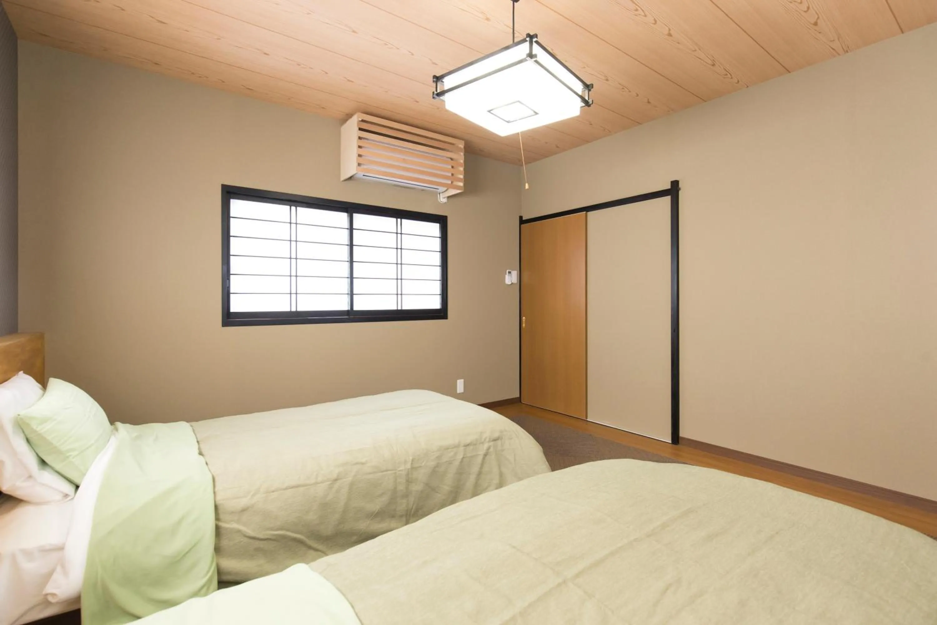 Bedroom, Bed in TEMARI