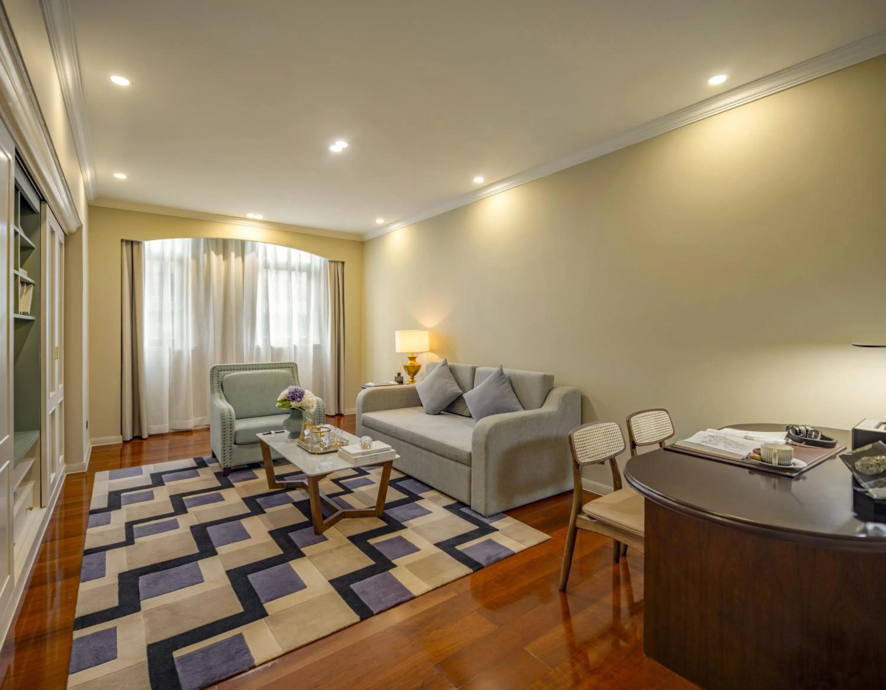 Bed in Green Court Residence City Center, Shanghai