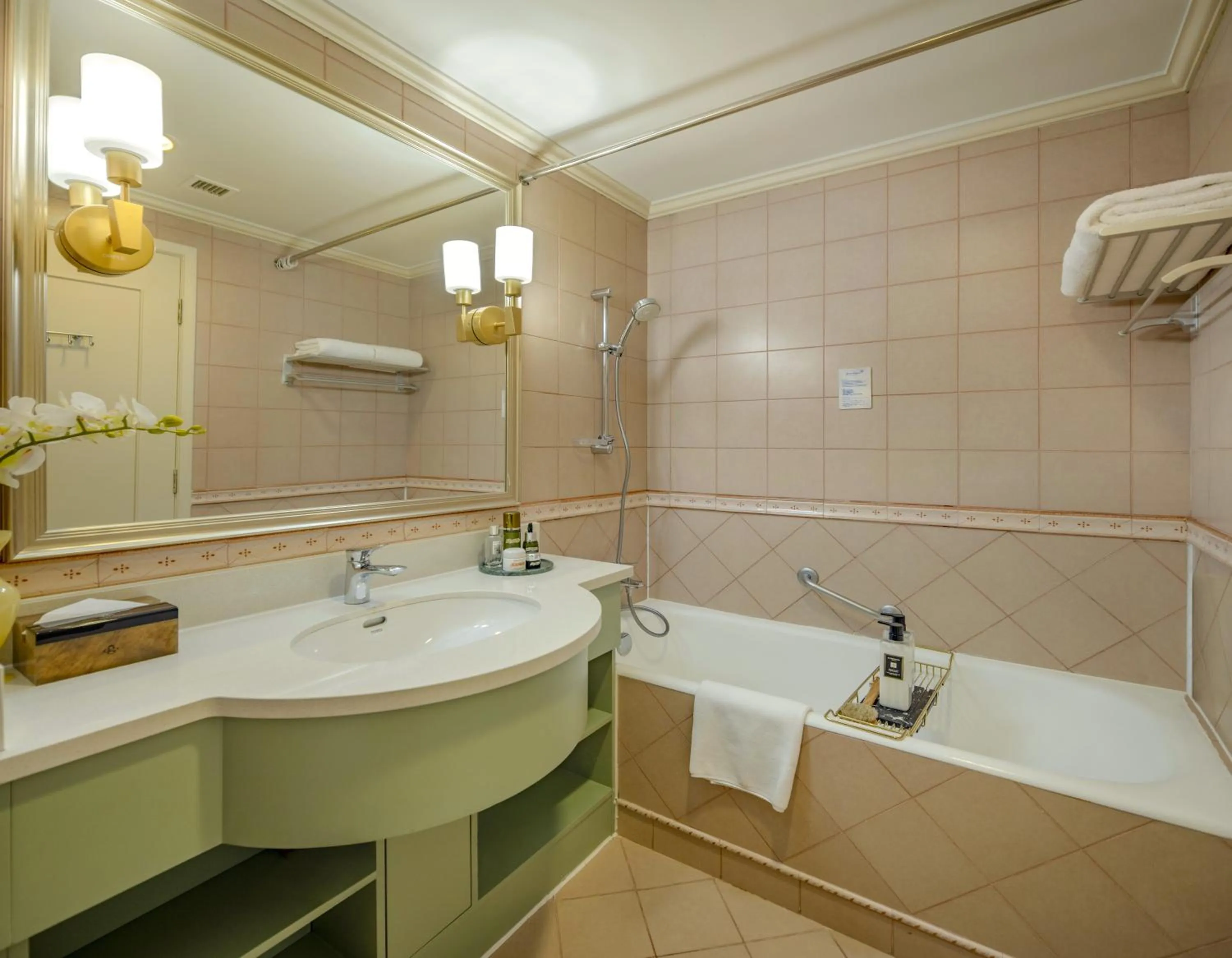 Green Court Residence City Center, Shanghai