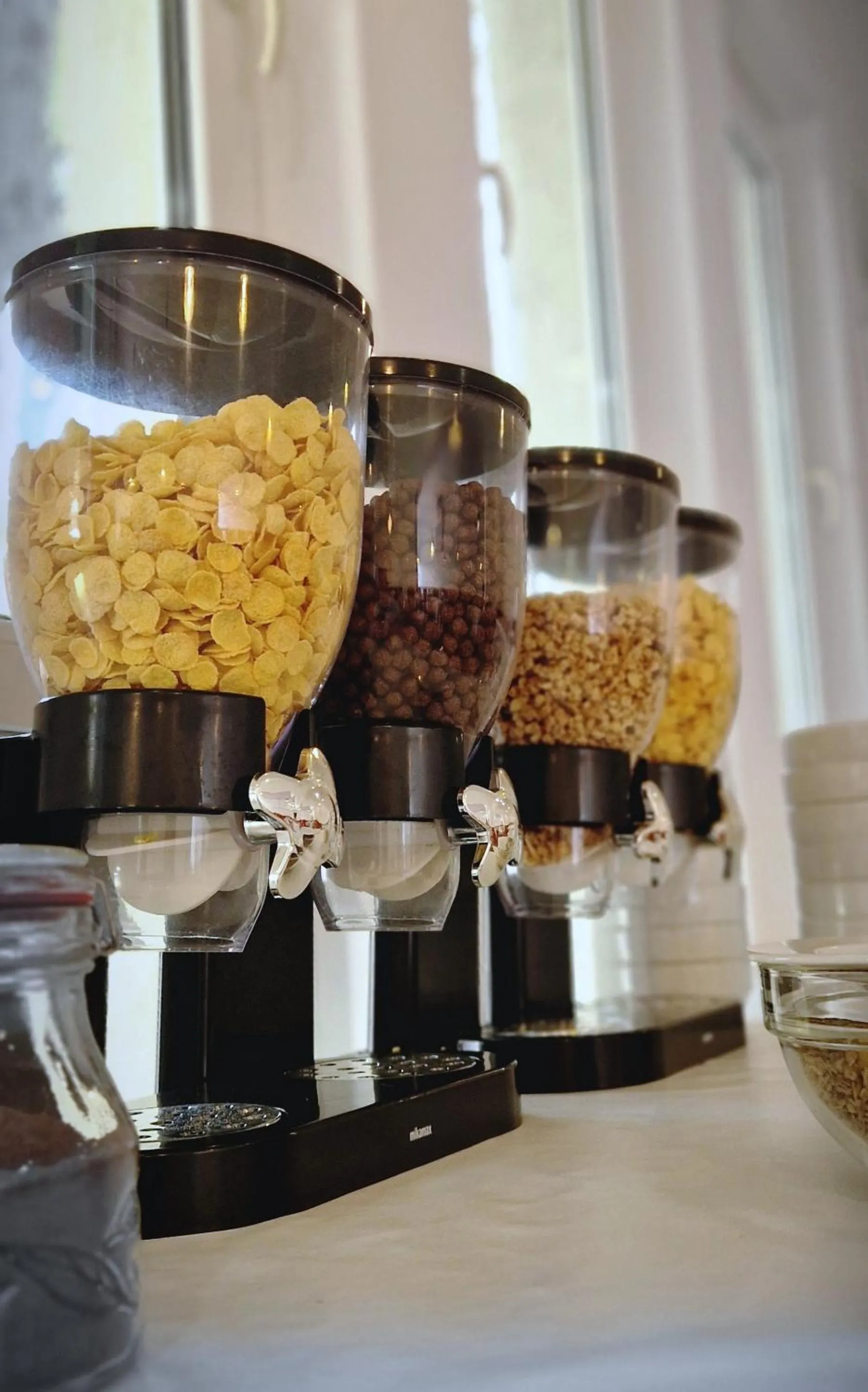 Buffet breakfast in PSZ Hotel Beach Földvár