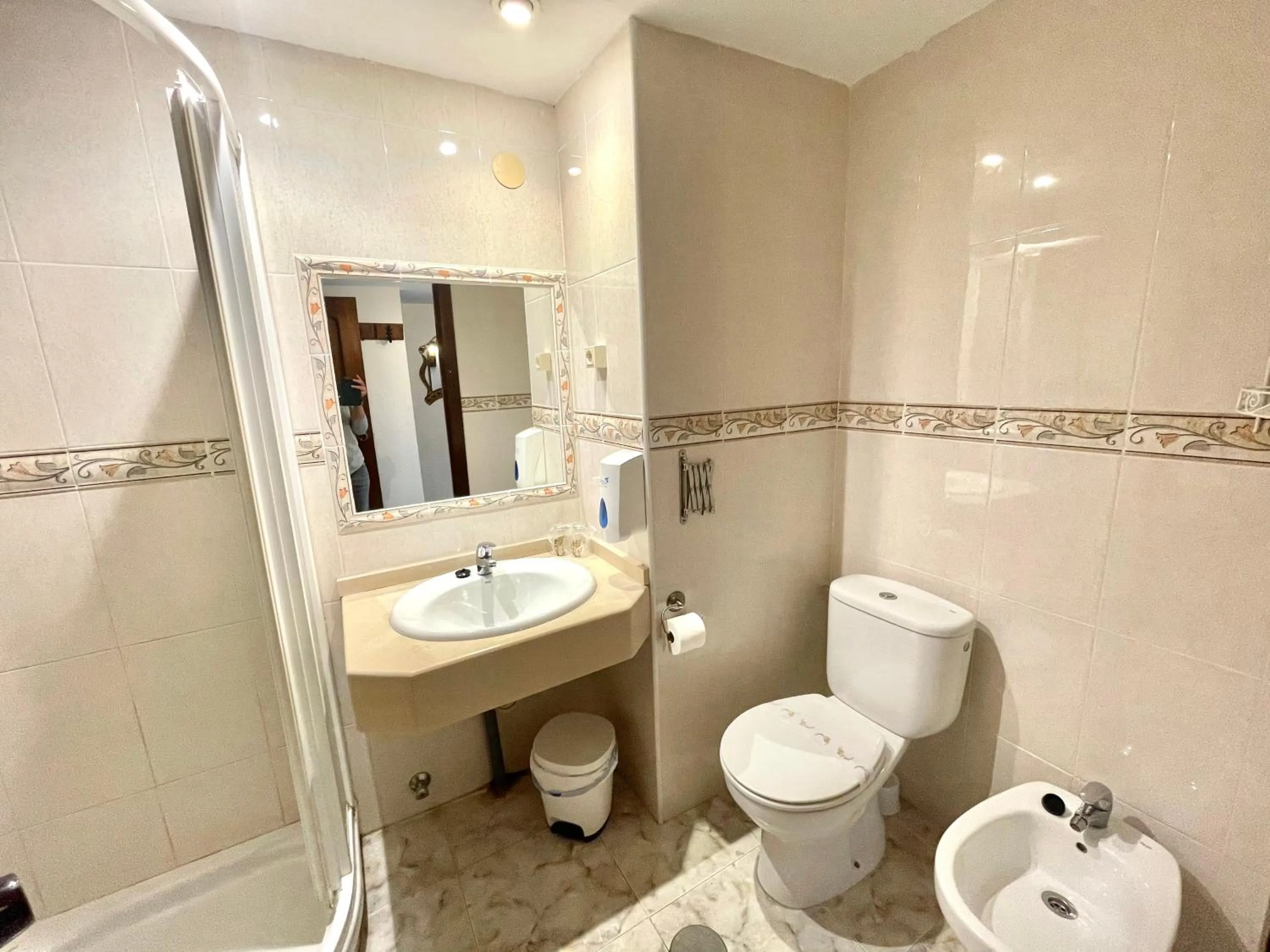 Apal Chinasol Estudios