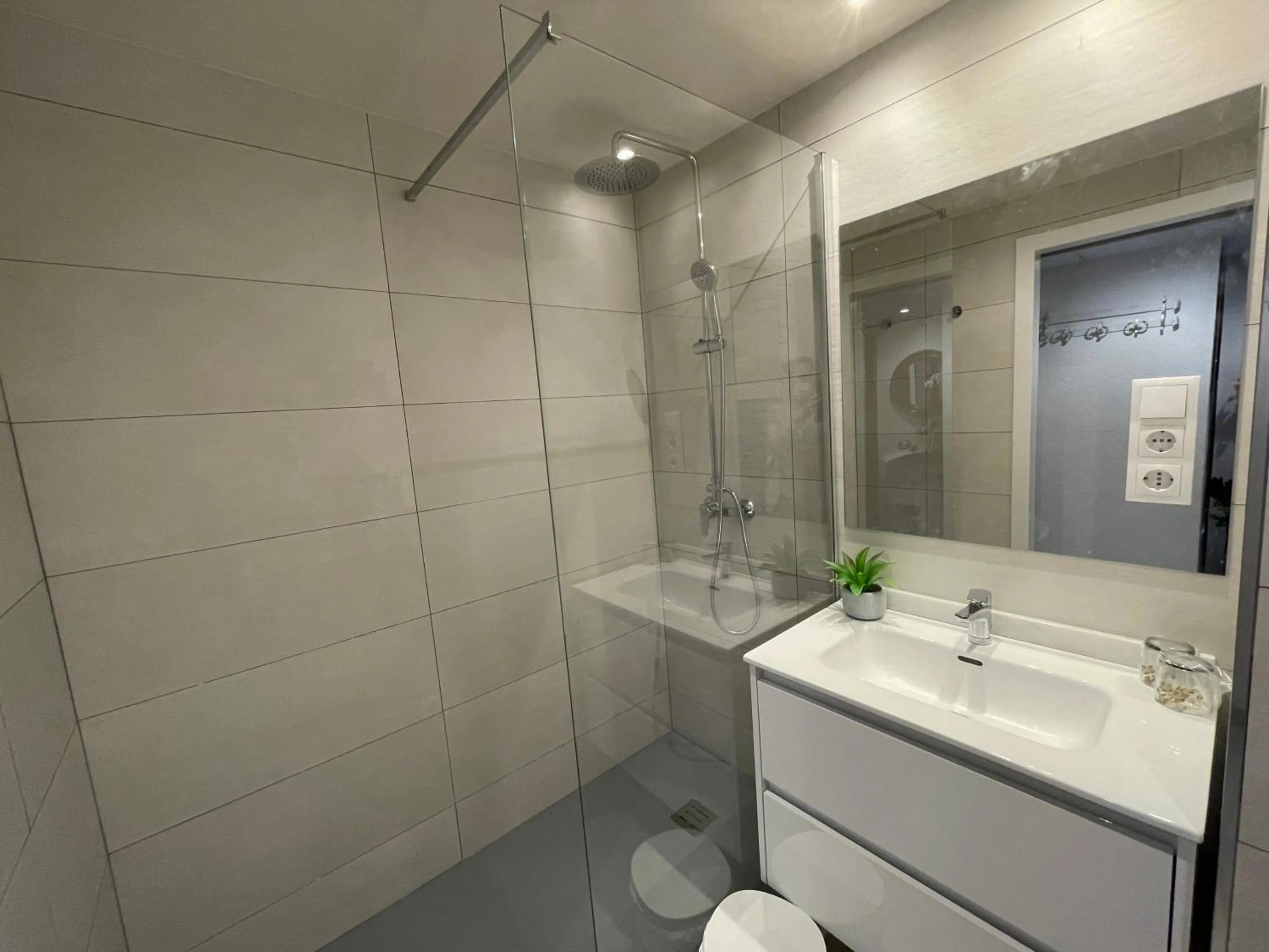 Apal Chinasol Estudios