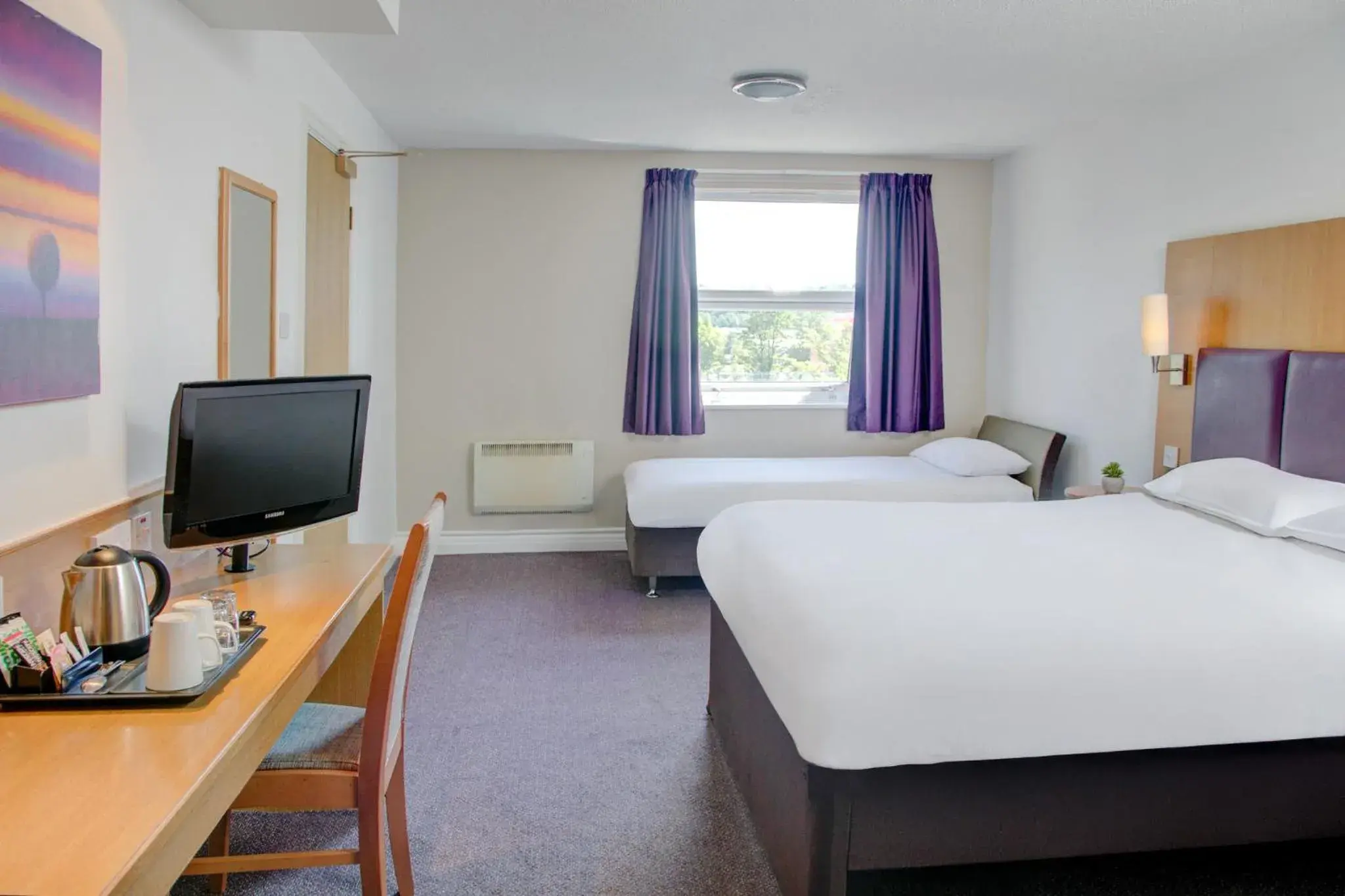 Deluxe Twin Room in Embassy Hotel, Gateshead Newcastle, Sure Hotel Collection by Best Western Deluxe Twin Room in Embassy Hotel, Gateshead Newcastle, Sure Hotel Collection by Best Western