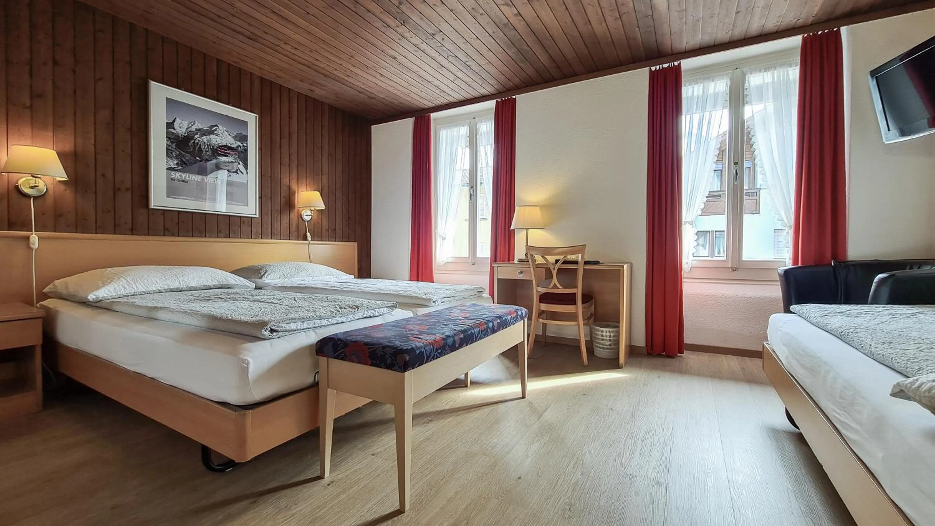 Photo of the whole room, Bed in Hotel Rössli