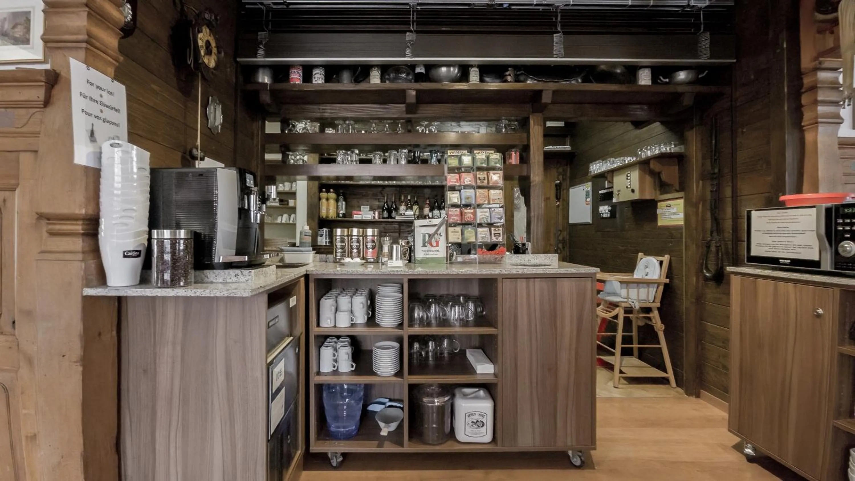 Coffee/tea facilities in Hotel Rössli