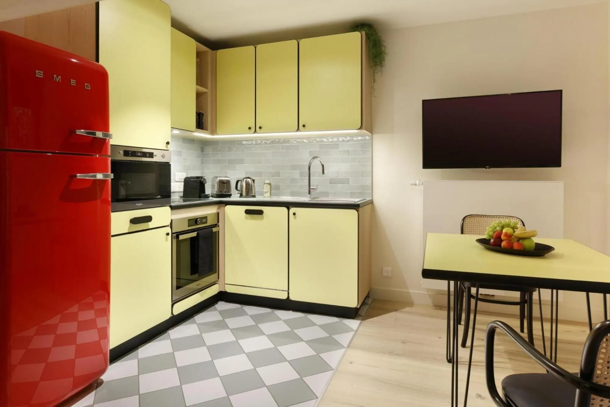 Kitchen or kitchenette in Appart'hôtel Bellamy Chamonix