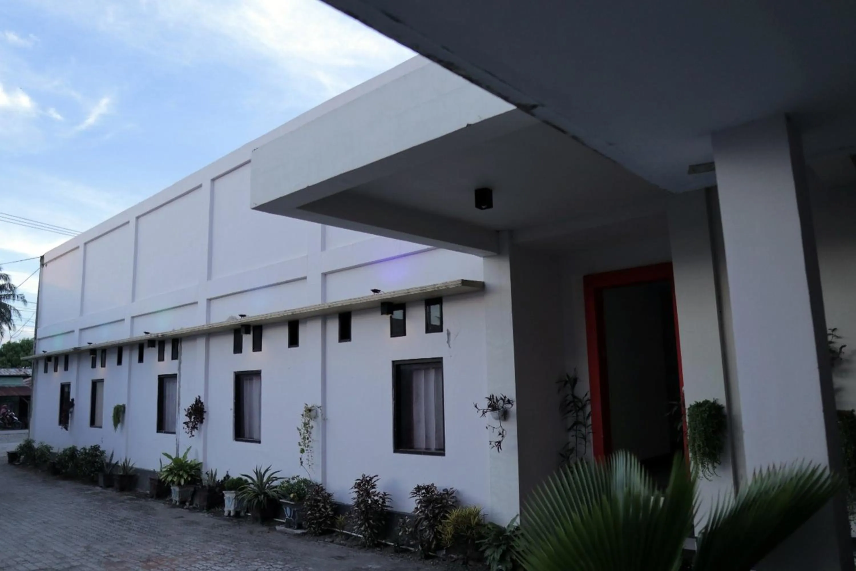 Property building in RedDoorz @ Pasangkayu Mamuju Utara