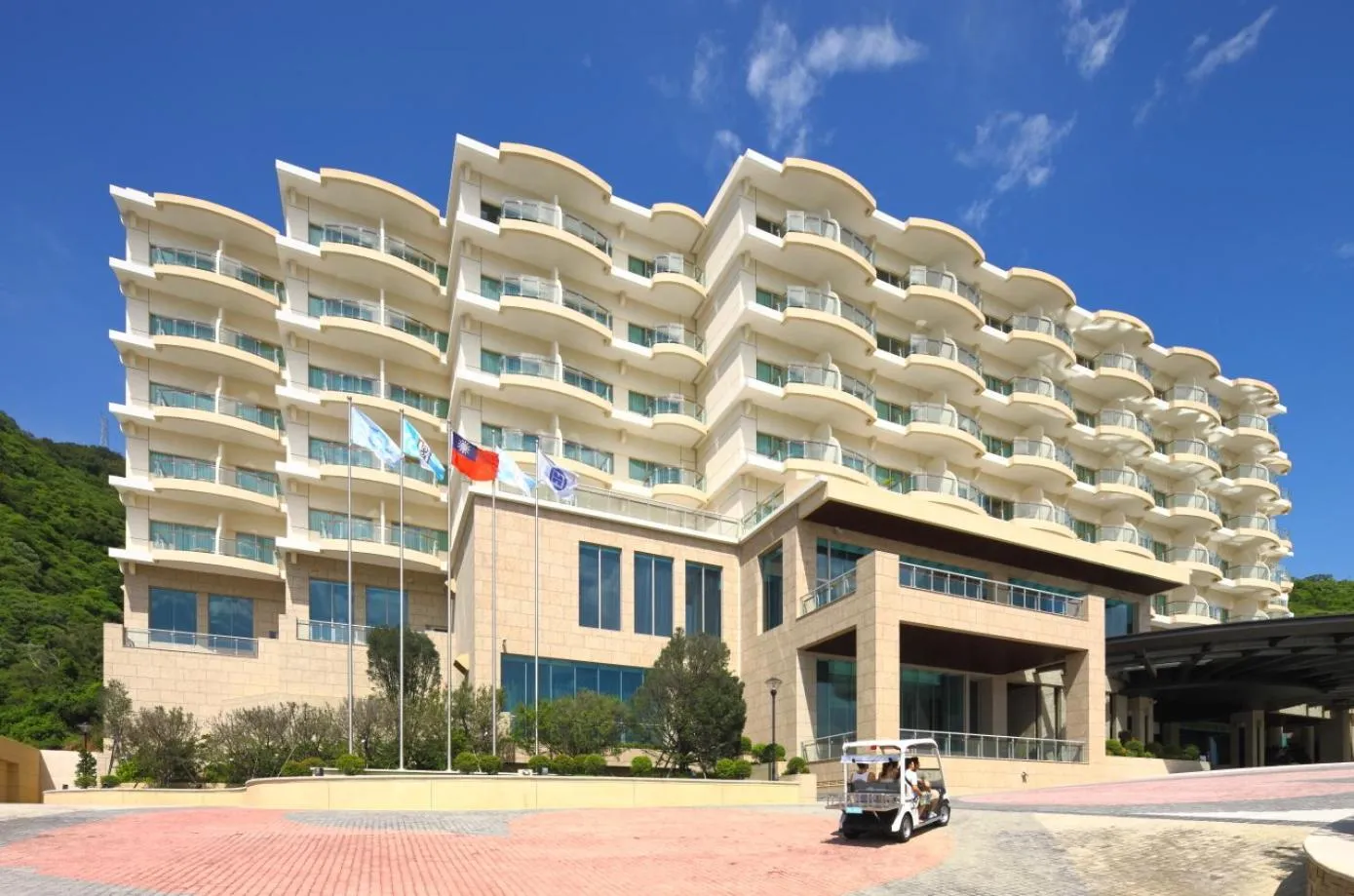 Facade/entrance in H Resort