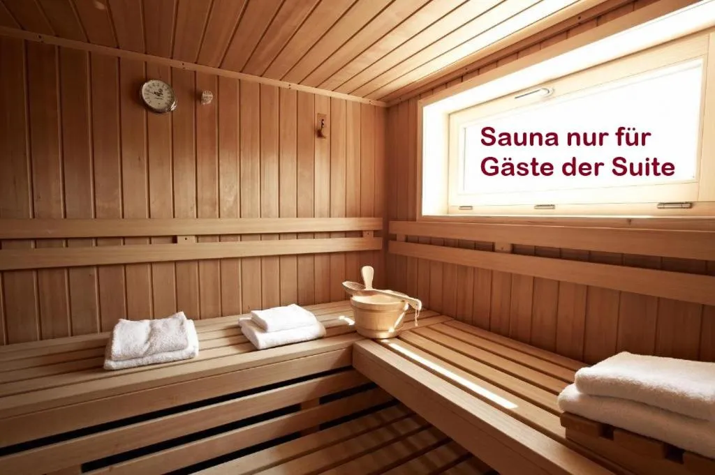 Sauna in Hotel Am Helmwartsturm