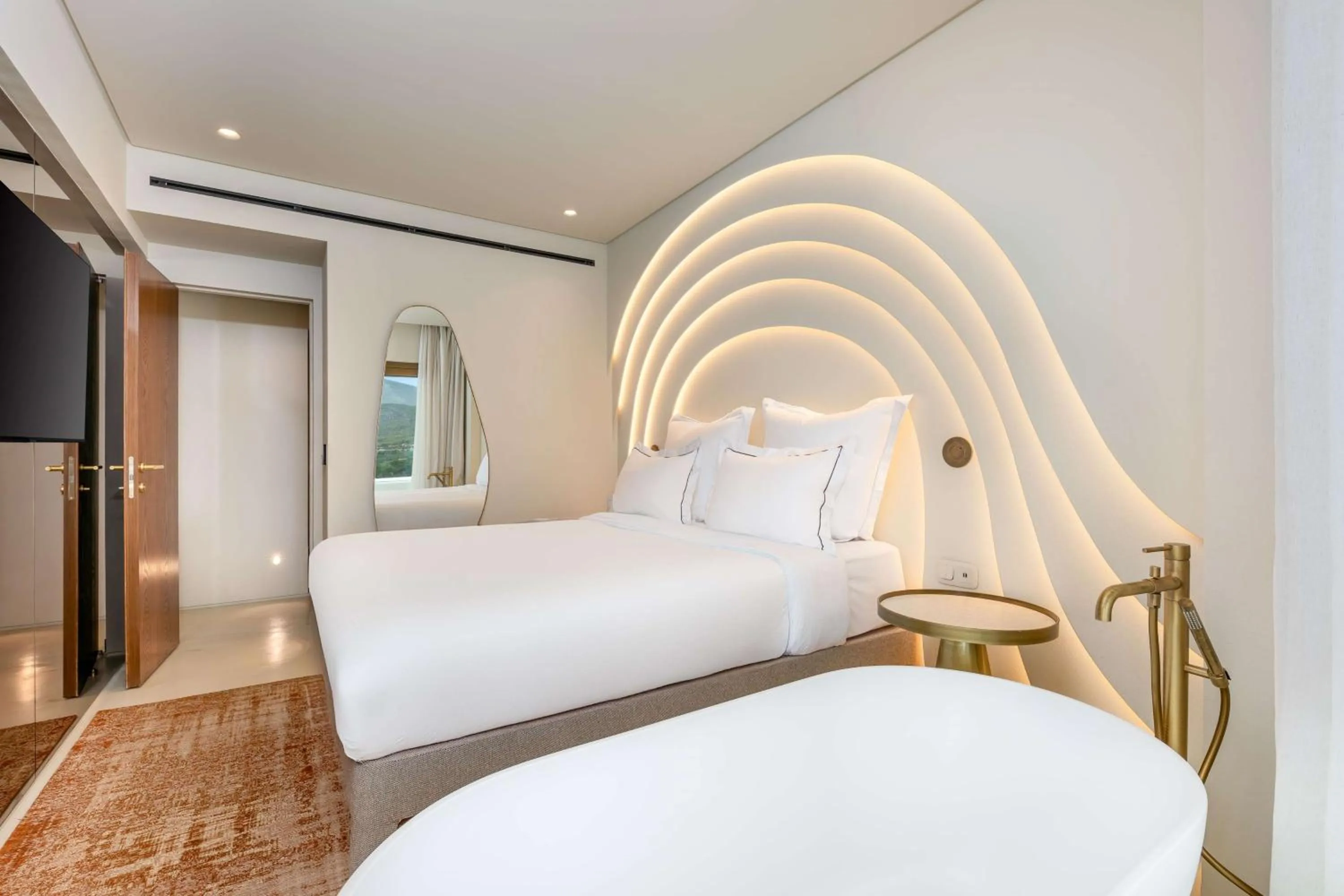 Photo of the whole room, Bed in Isla Brown Corinthia Resort & Spa, a member of Brown Hotels