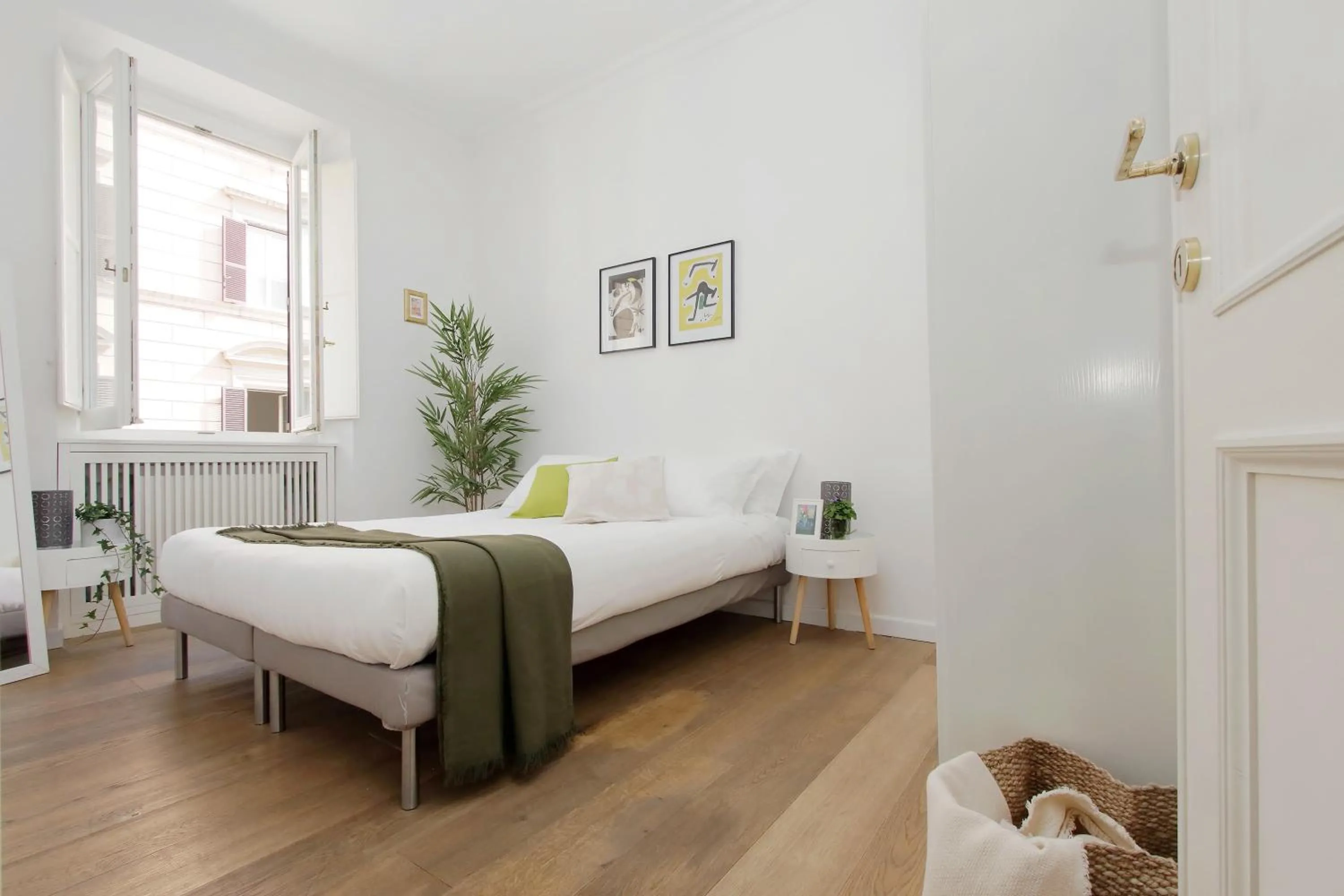 Bedroom, Bed in Colosseo Terrace Apartment