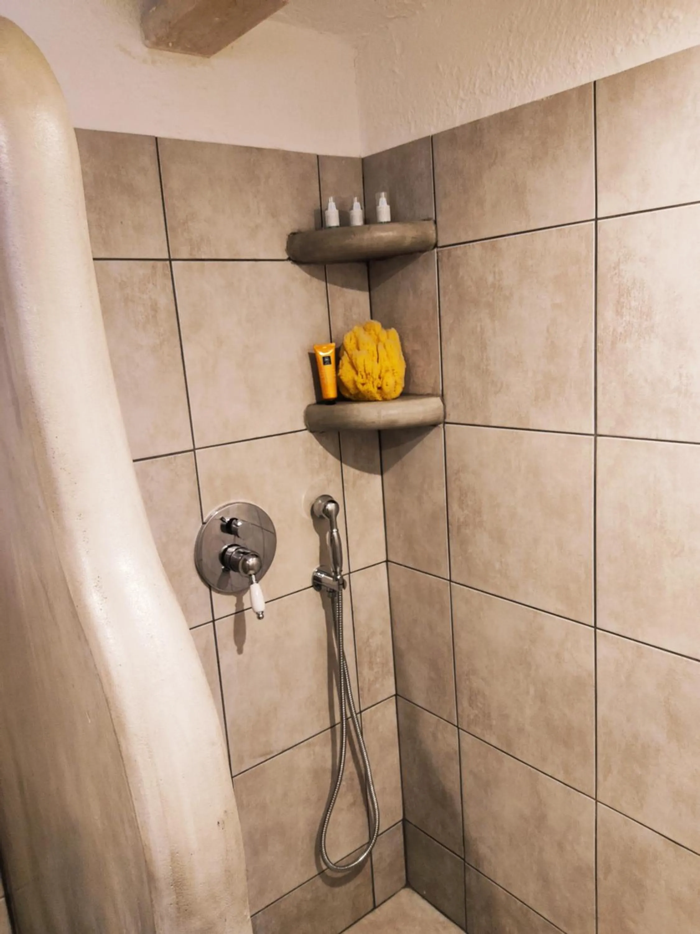 Bathroom in Spongia Apartments Kalymnos