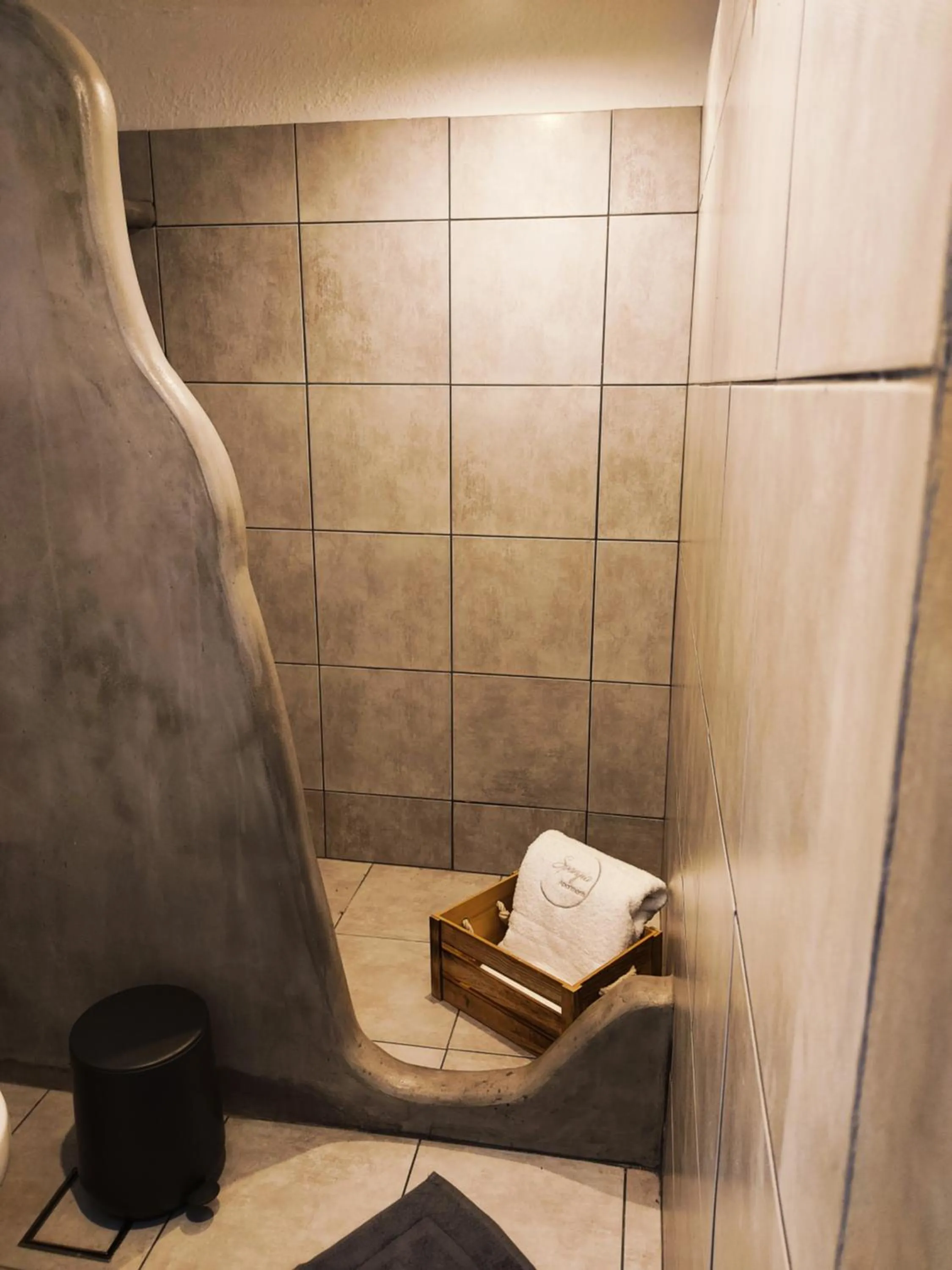 Toilet in Spongia Apartments Kalymnos