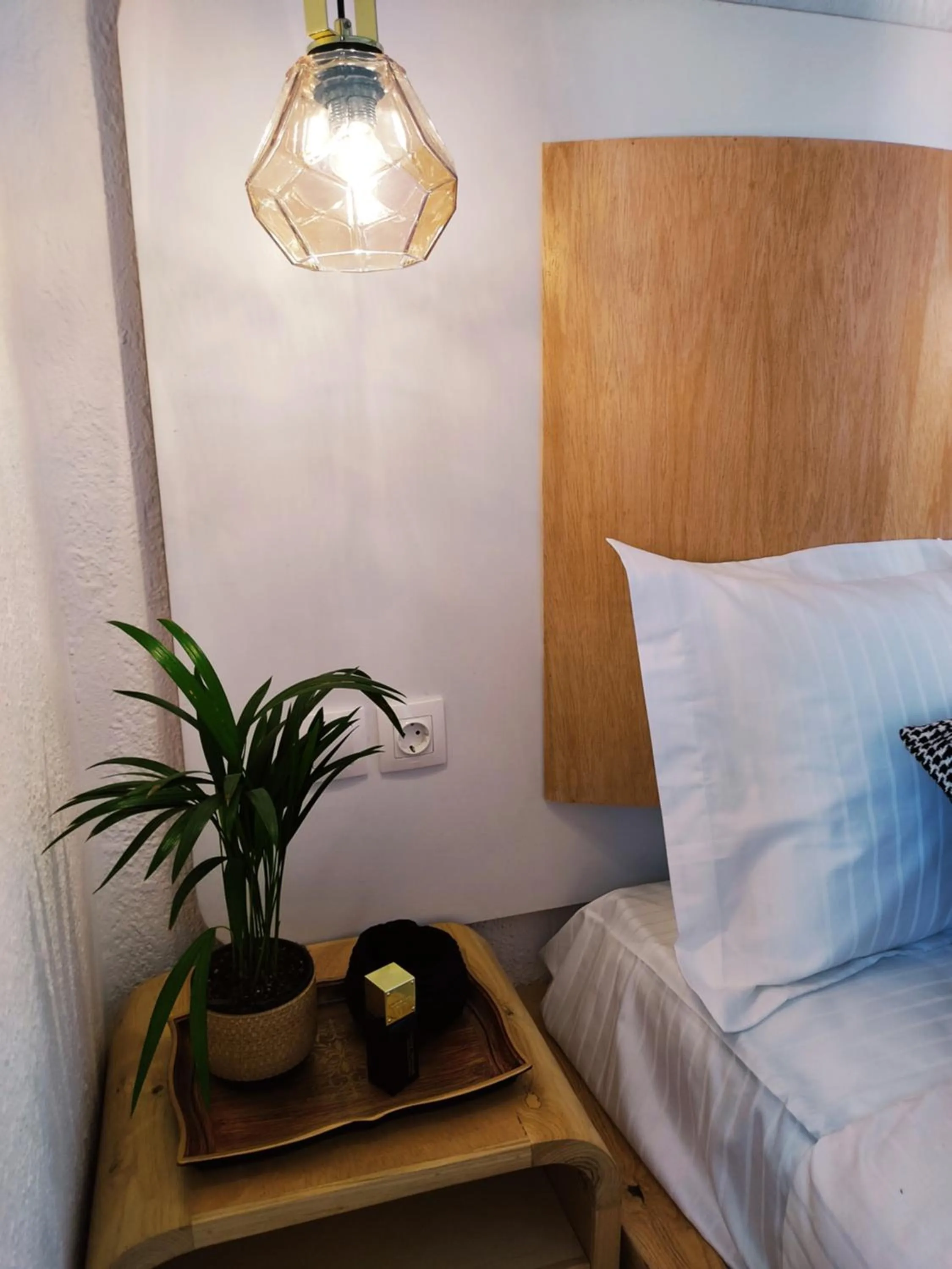 Decorative detail, Bed in Spongia Apartments Kalymnos