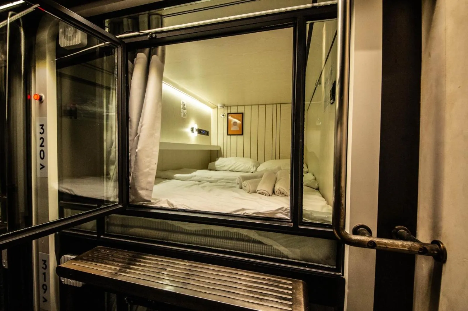Bed in The O Pod Capsule Hotel