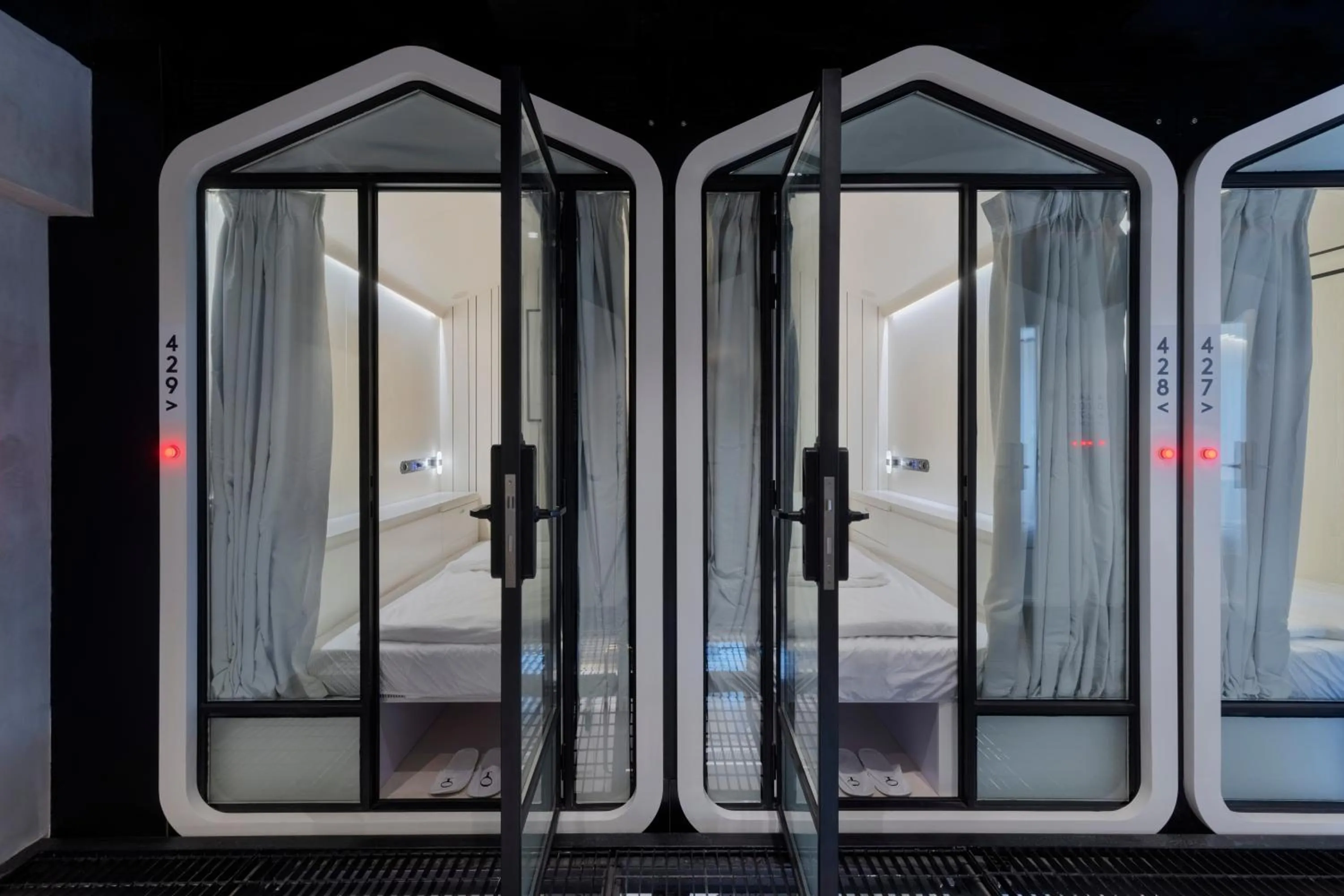 Bed in The O Pod Capsule Hotel