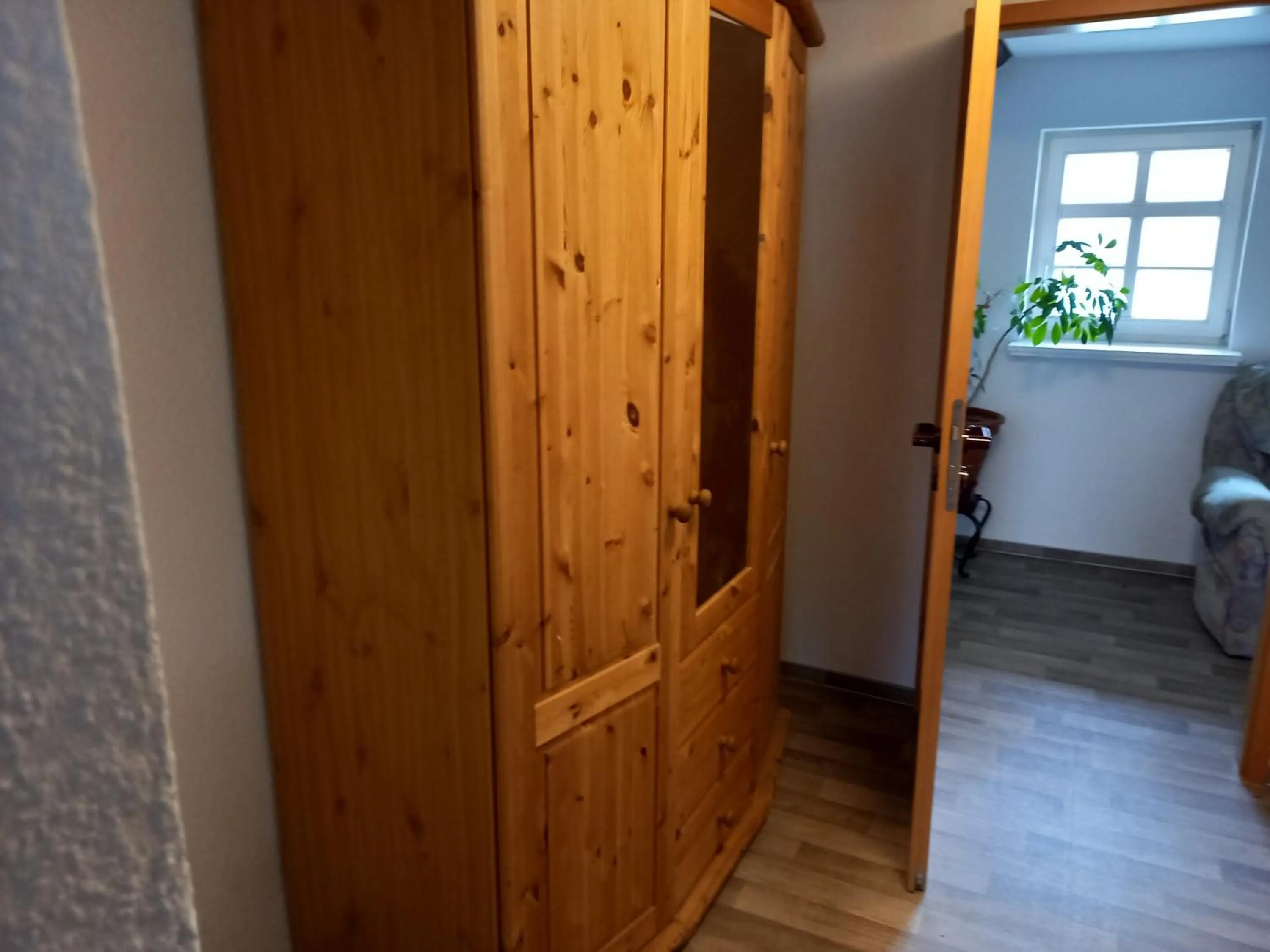 Decorative detail in Wollröder Krug