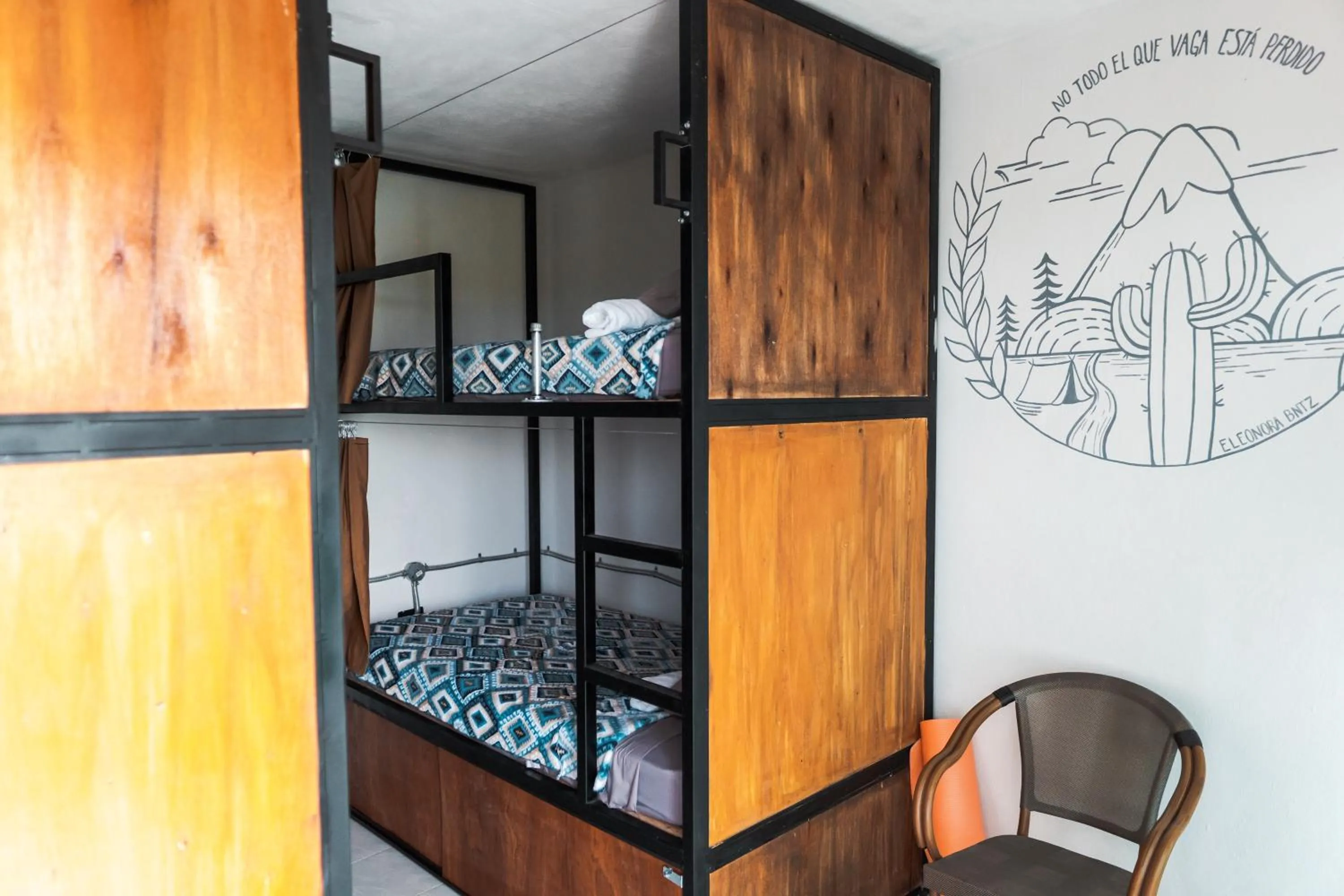 bunk bed, Bed in Hostal Cuca Macuca