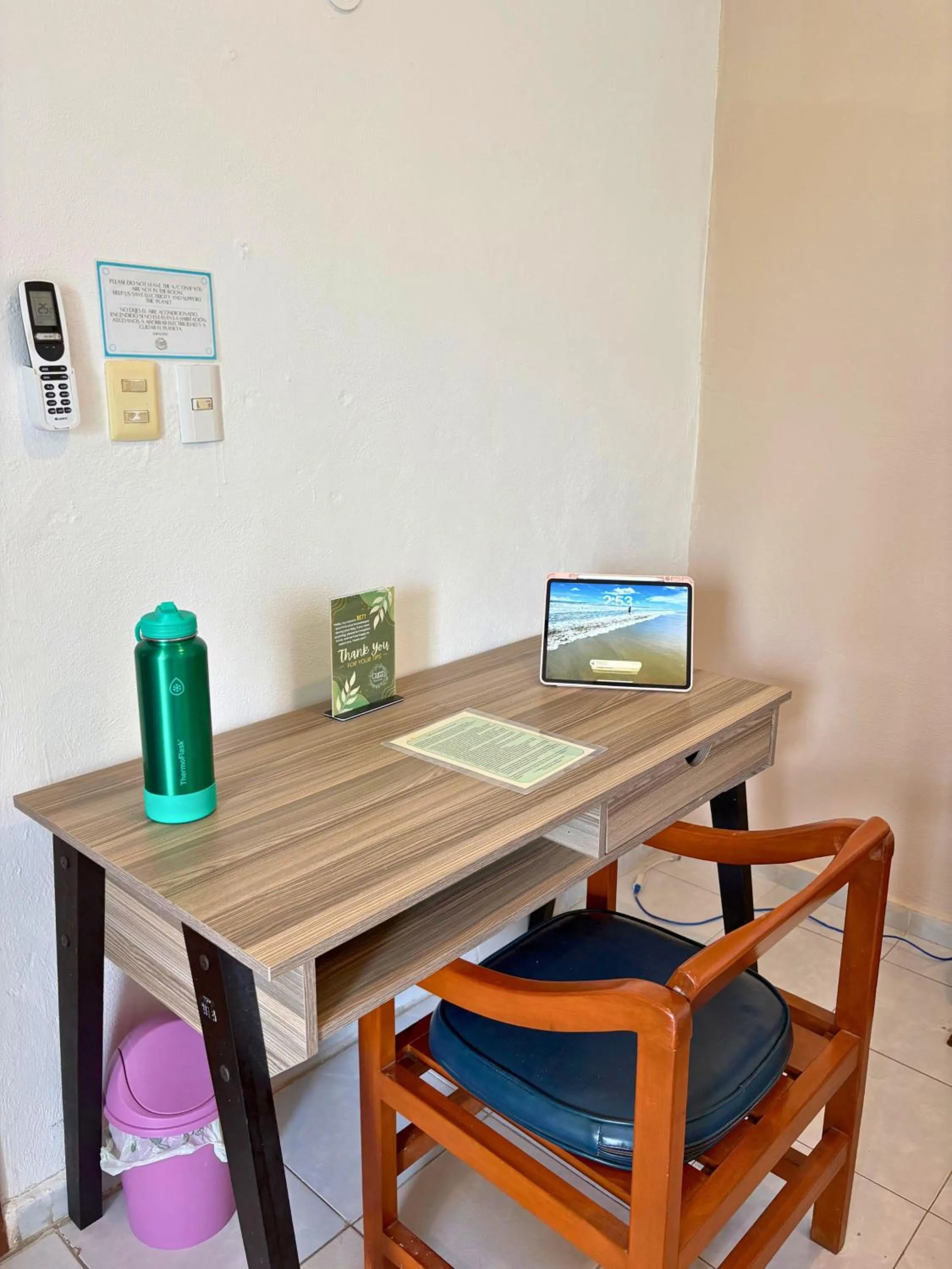 Seating area in Hostal Cuca Macuca