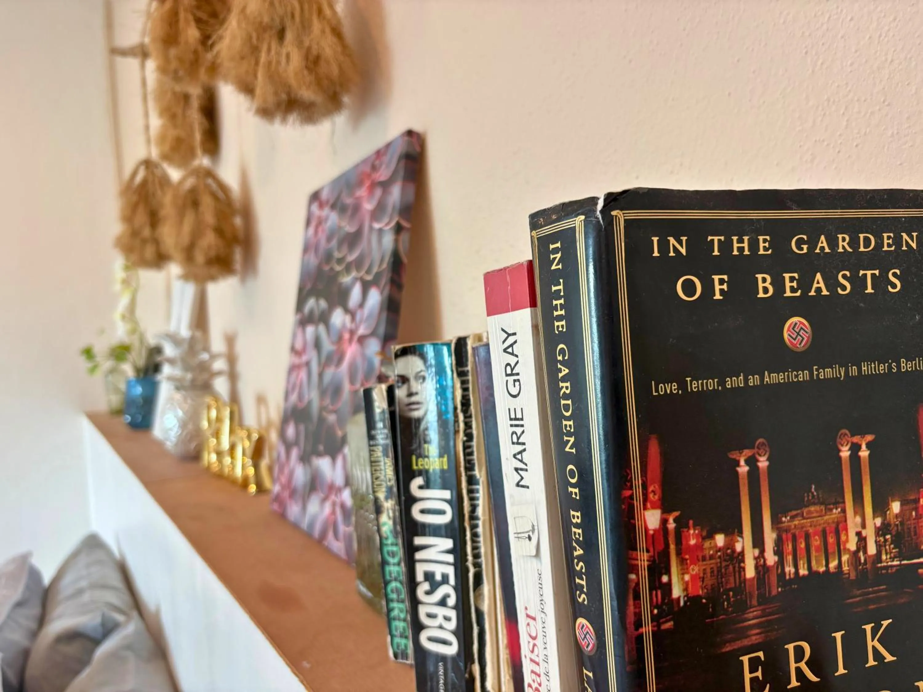 Decorative detail in Hostal Cuca Macuca