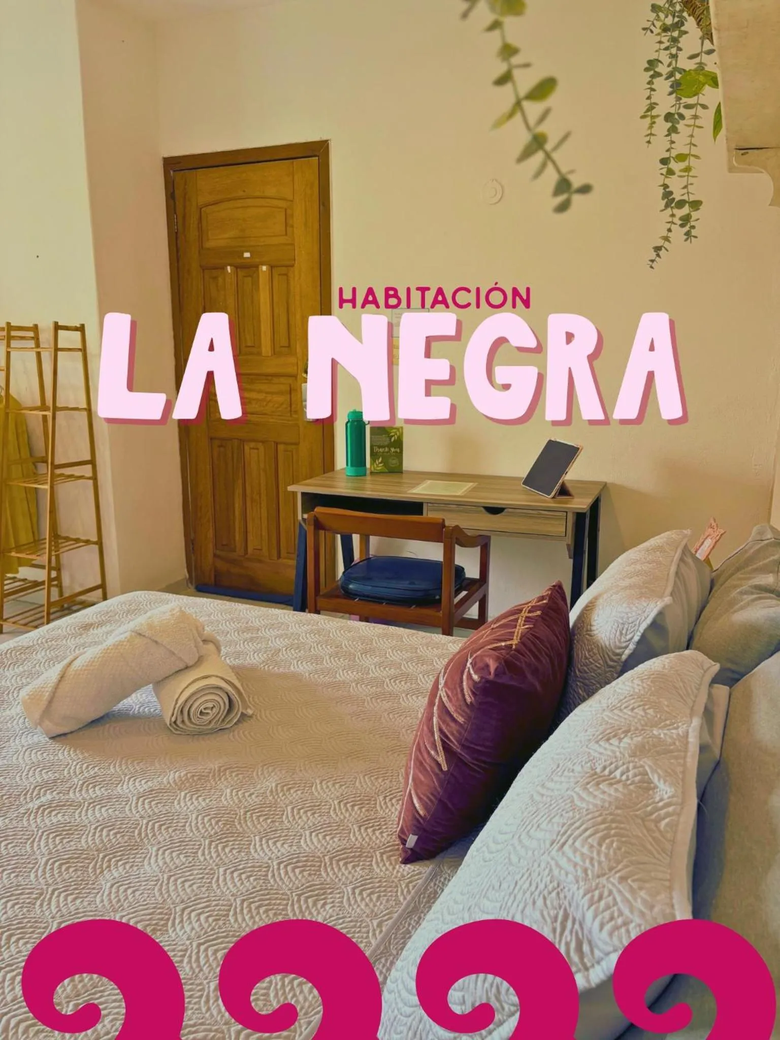 Bed in Hostal Cuca Macuca